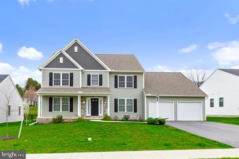 Photo of 1512 Wheatfield Vista, Landisville, PA 17538 (MLS # PALA2049958)