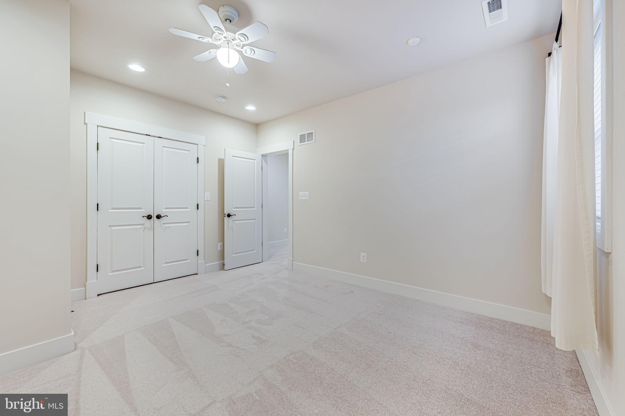 PIMMIT HILLS - Residential