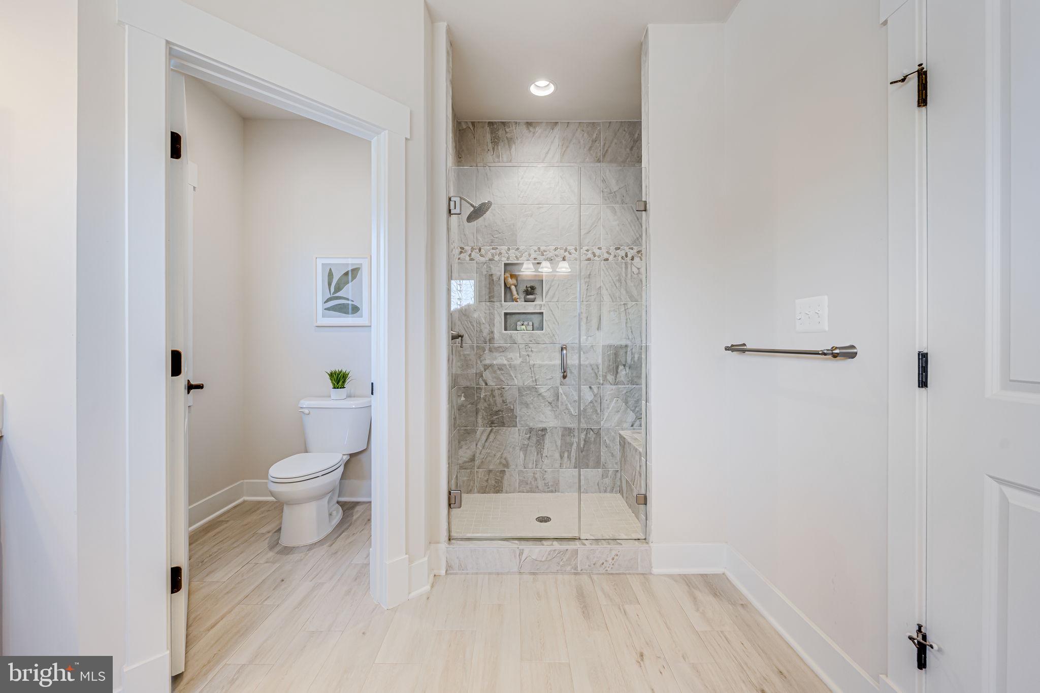 PIMMIT HILLS - Residential