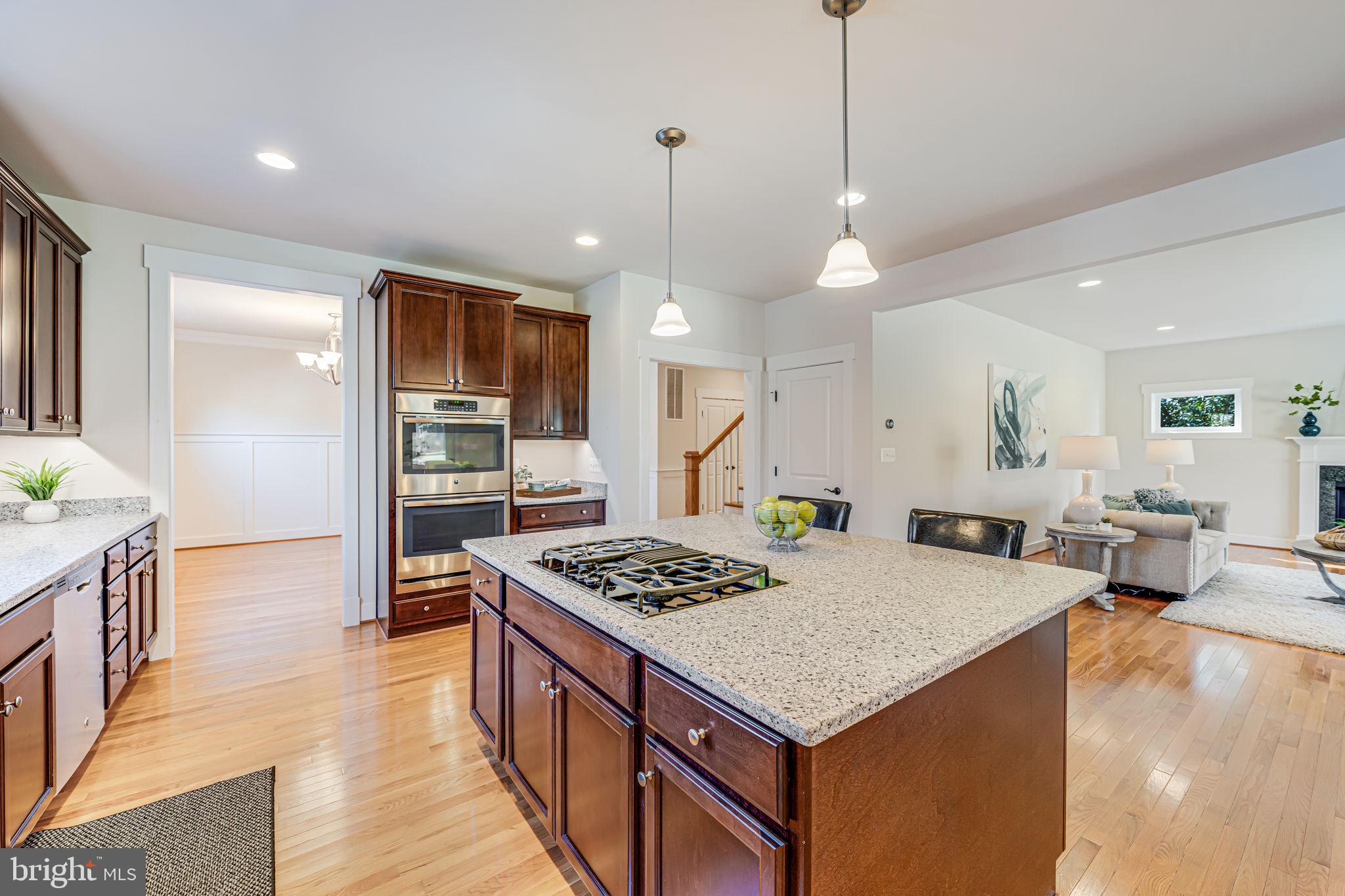 PIMMIT HILLS - Residential