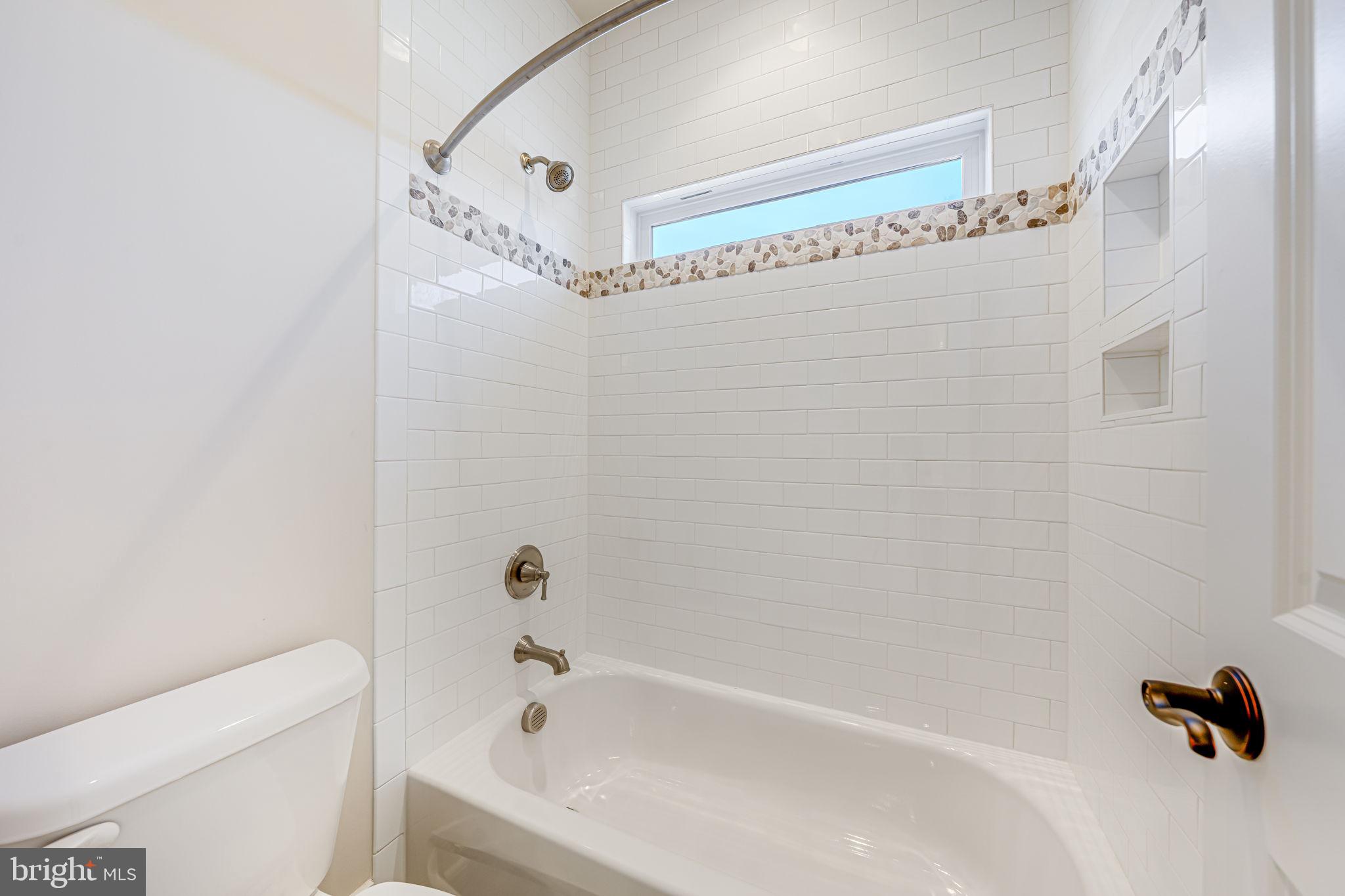 PIMMIT HILLS - Residential