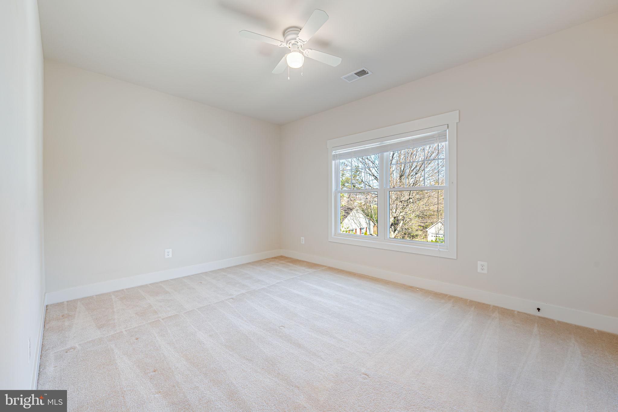 PIMMIT HILLS - Residential