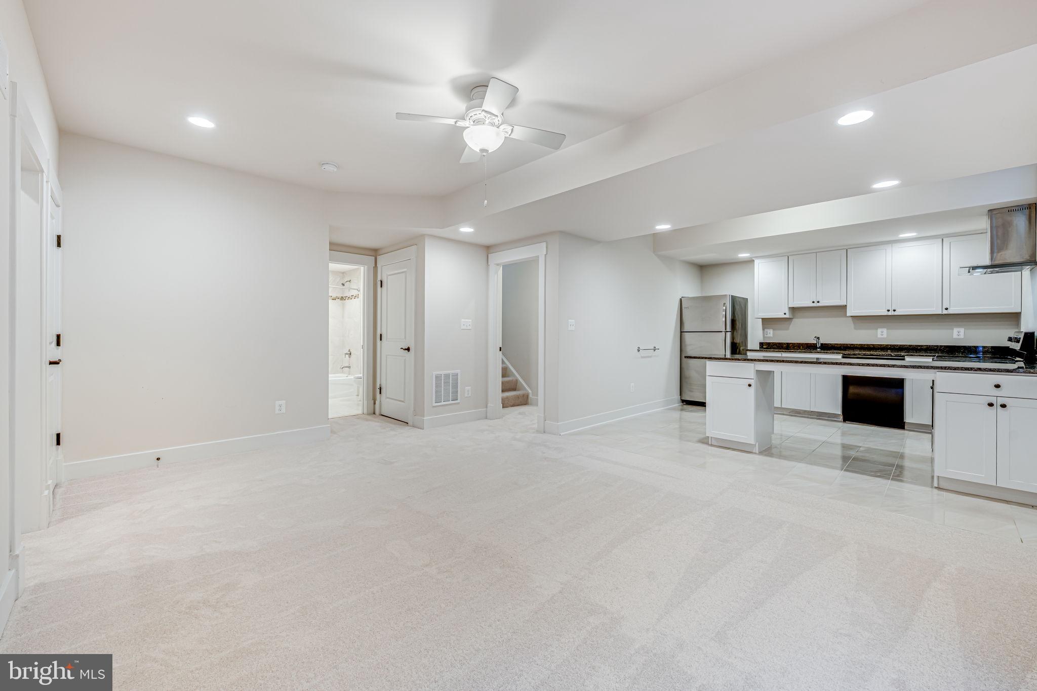 PIMMIT HILLS - Residential