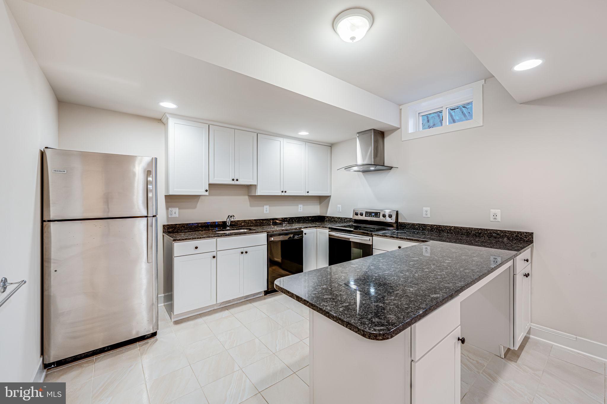 PIMMIT HILLS - Residential