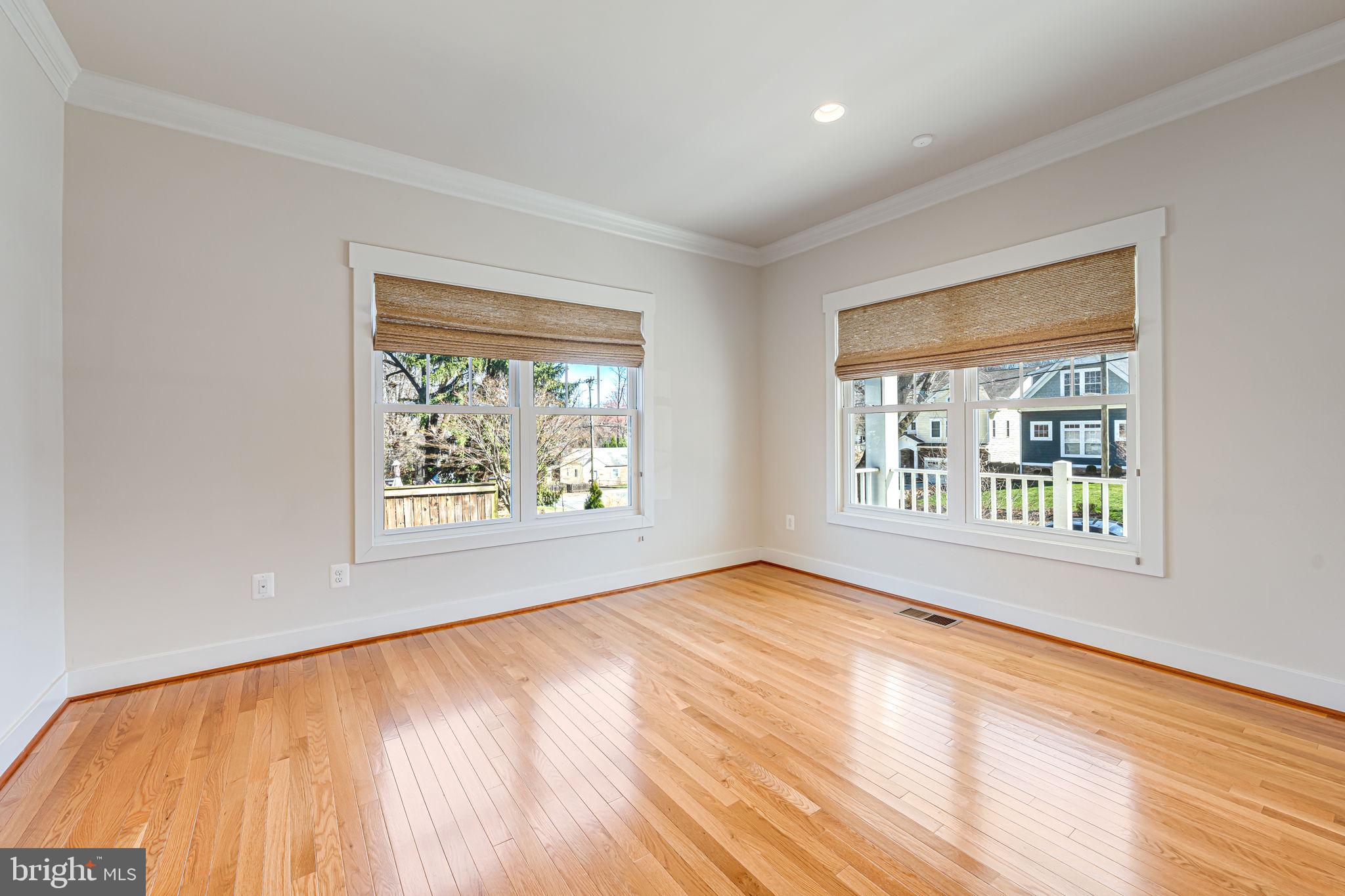 PIMMIT HILLS - Residential