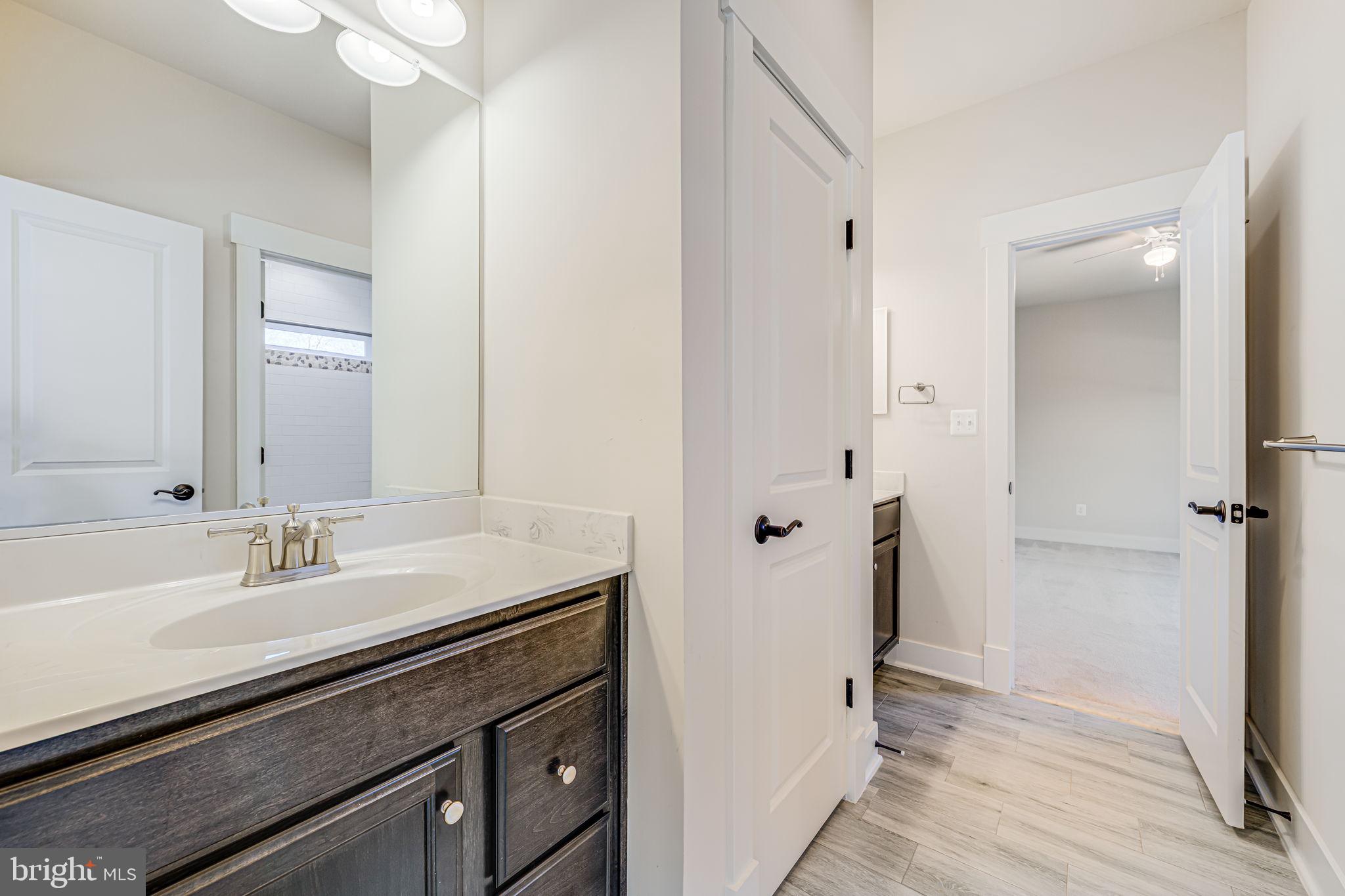 PIMMIT HILLS - Residential