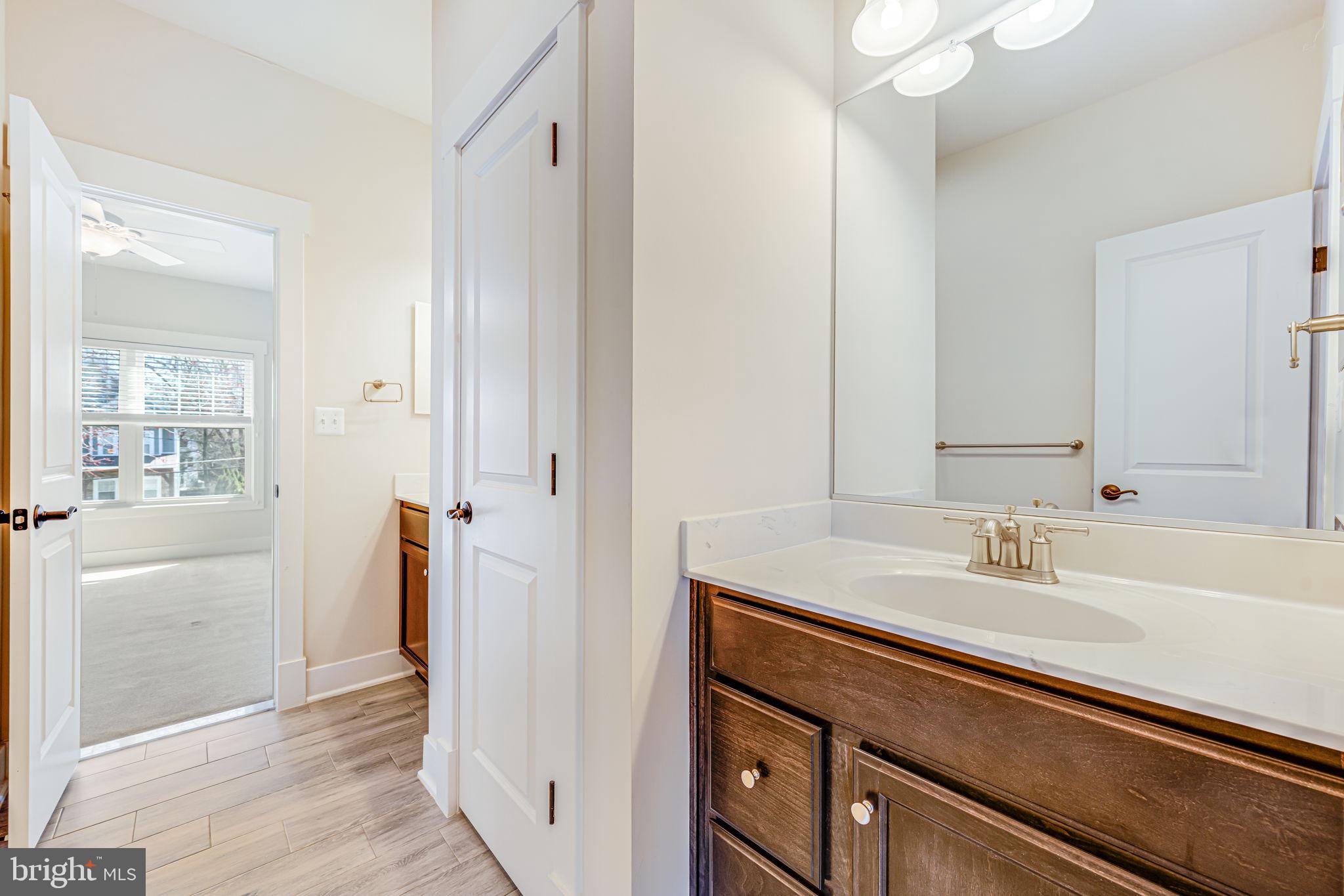 PIMMIT HILLS - Residential