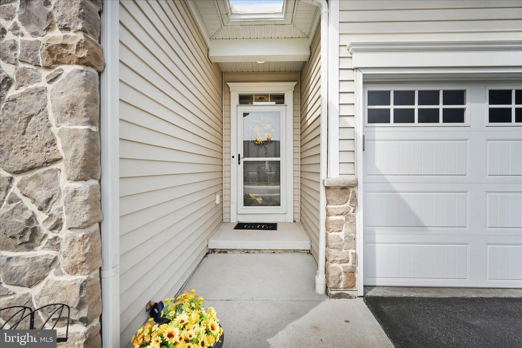 Photo of 26 Midway Farms Ln, LANCASTER, PA 17602 (MLS # PALA2085258)