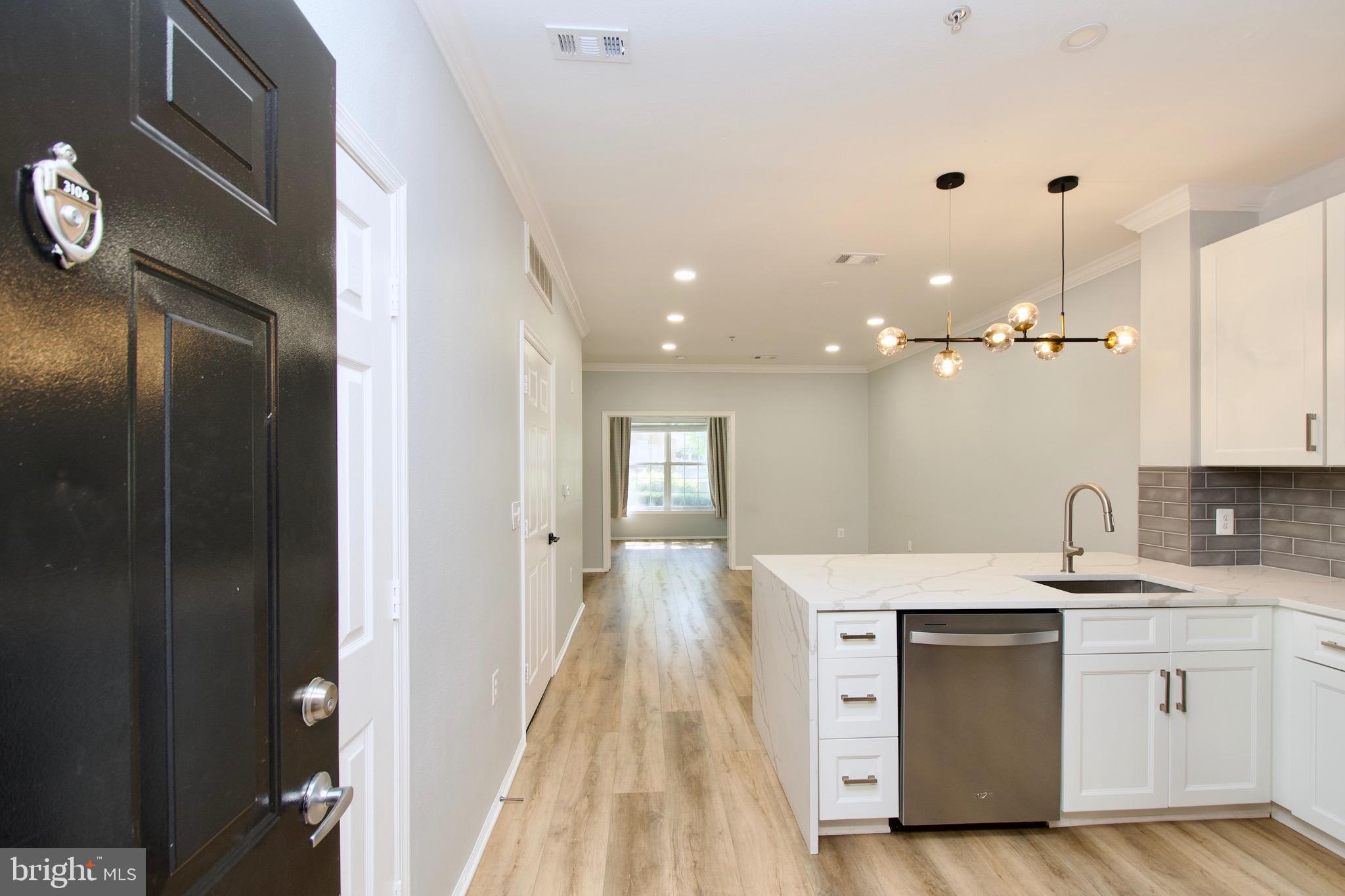 HIGH POINTE AT JEFFERSON - Residential