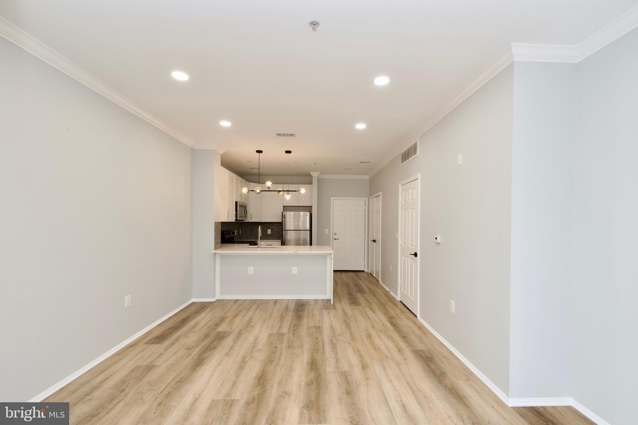 HIGH POINTE AT JEFFERSON - Residential