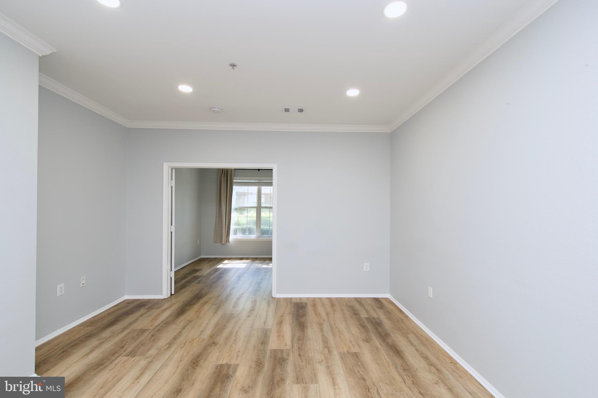 HIGH POINTE AT JEFFERSON - Residential