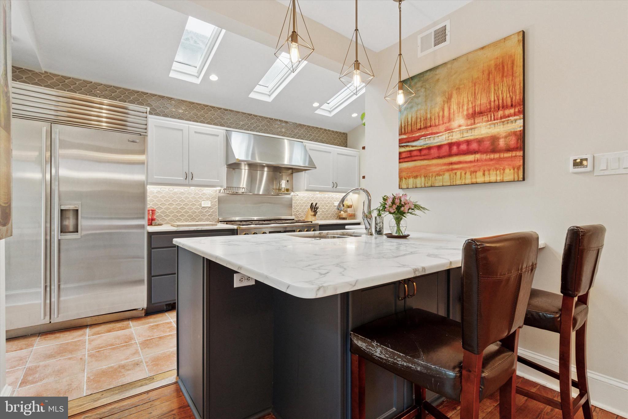 CHESTNUT HILL - Residential