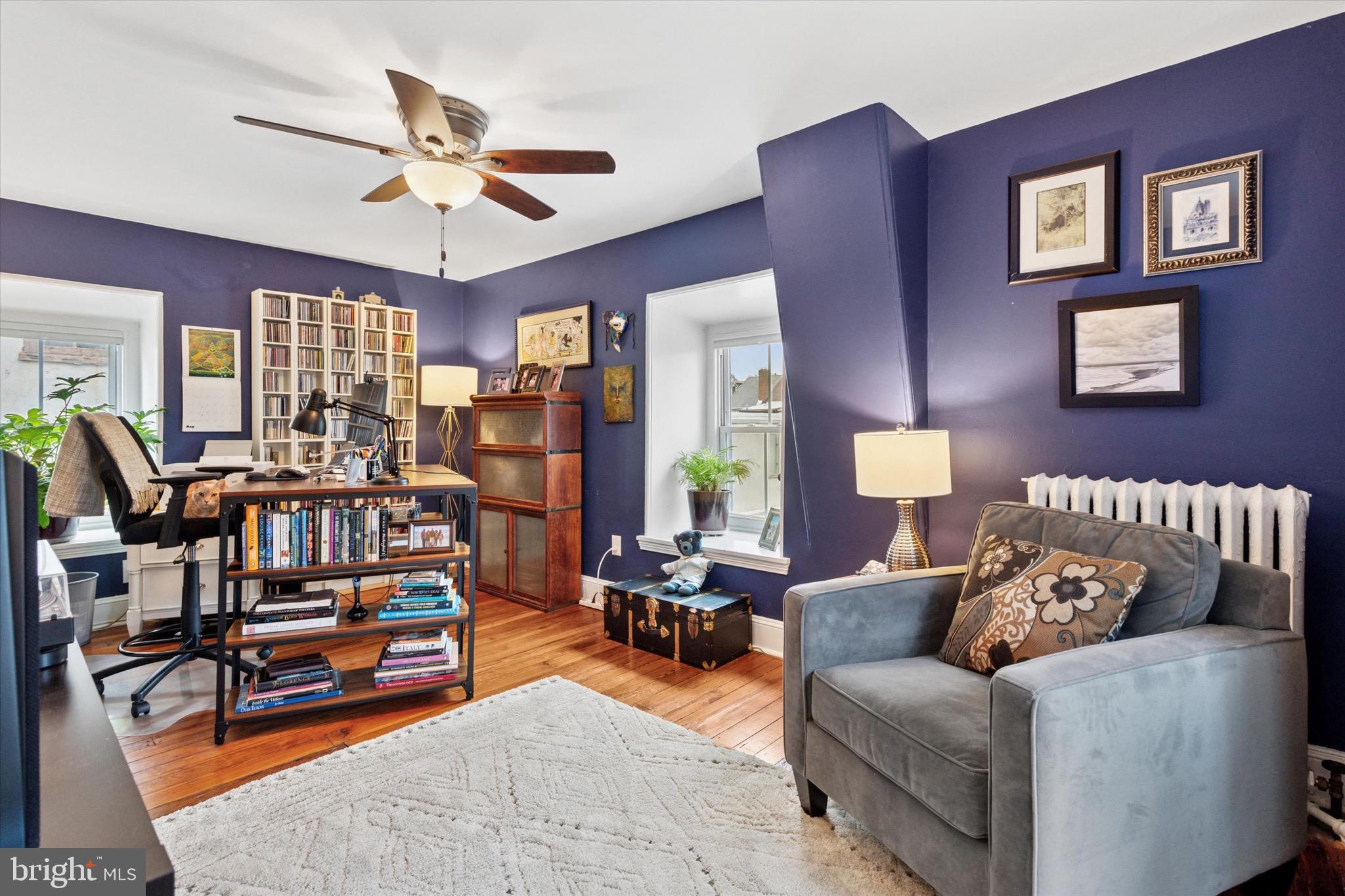 CHESTNUT HILL - Residential