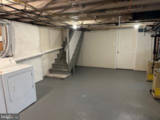 ARDMORE CROSSING - Residential Lease