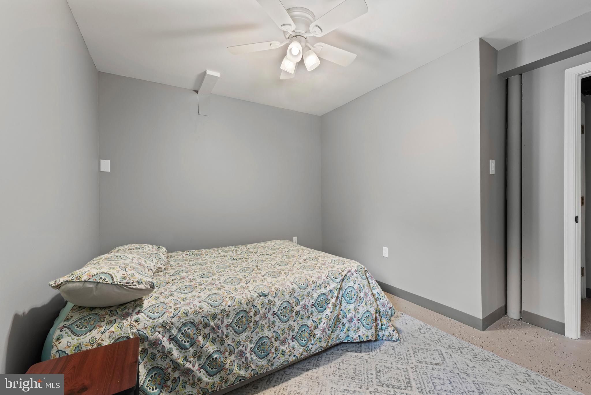 CHANTILLY MANOR - Residential