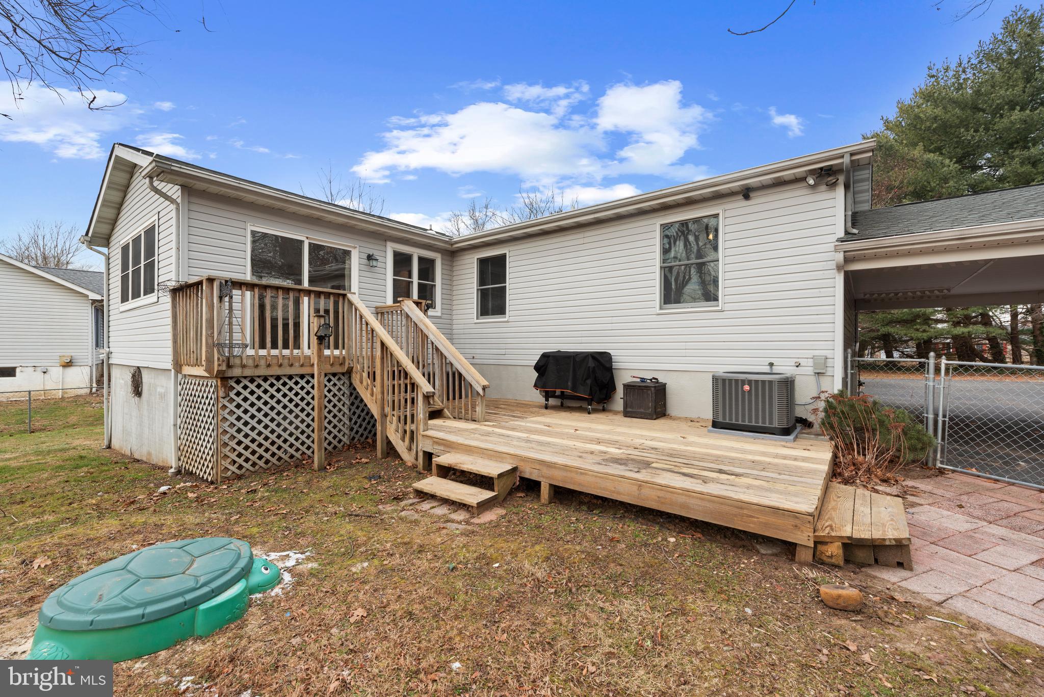 CHANTILLY MANOR - Residential