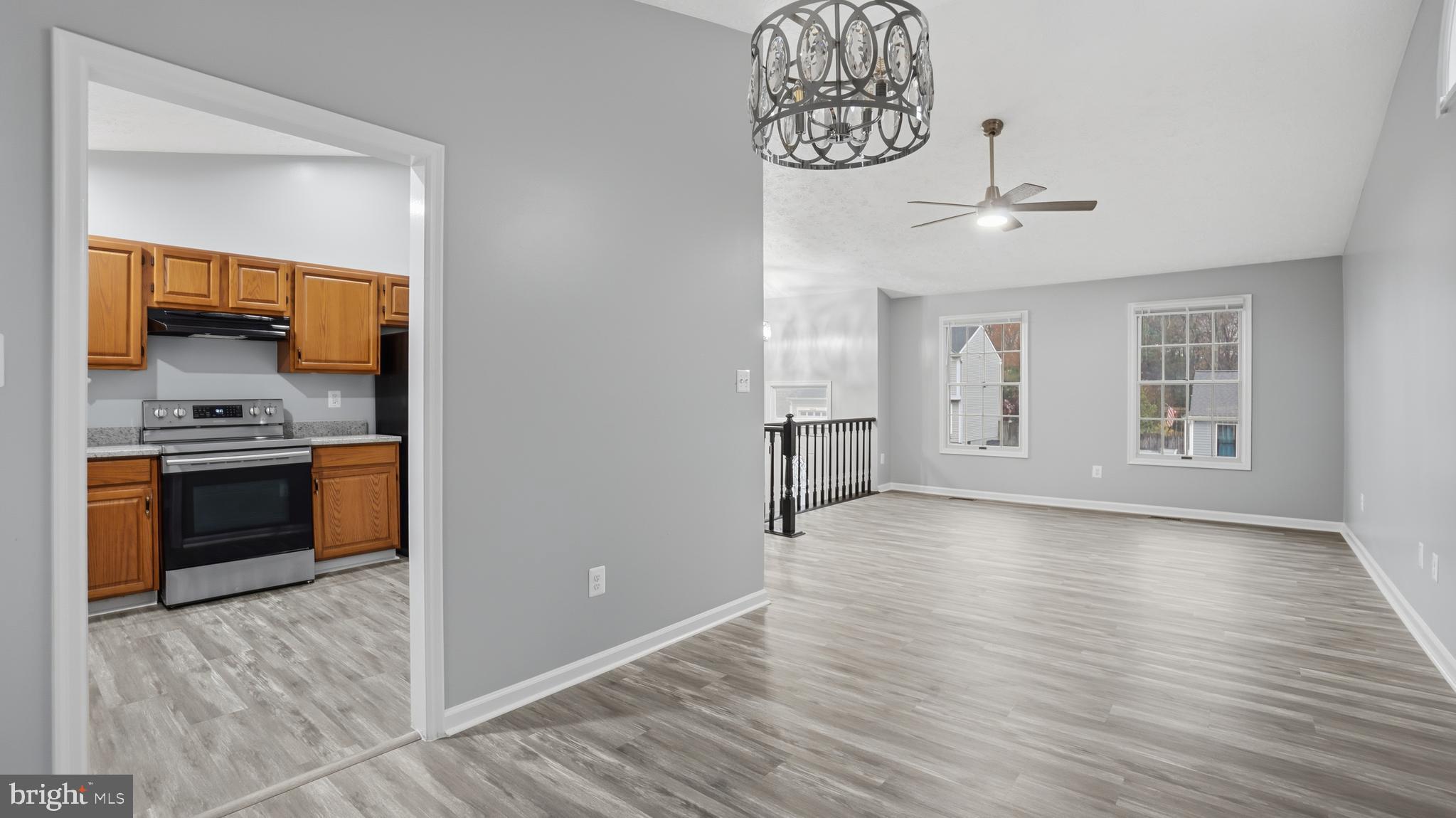 7861 GOLDEN PINE CIRCLE