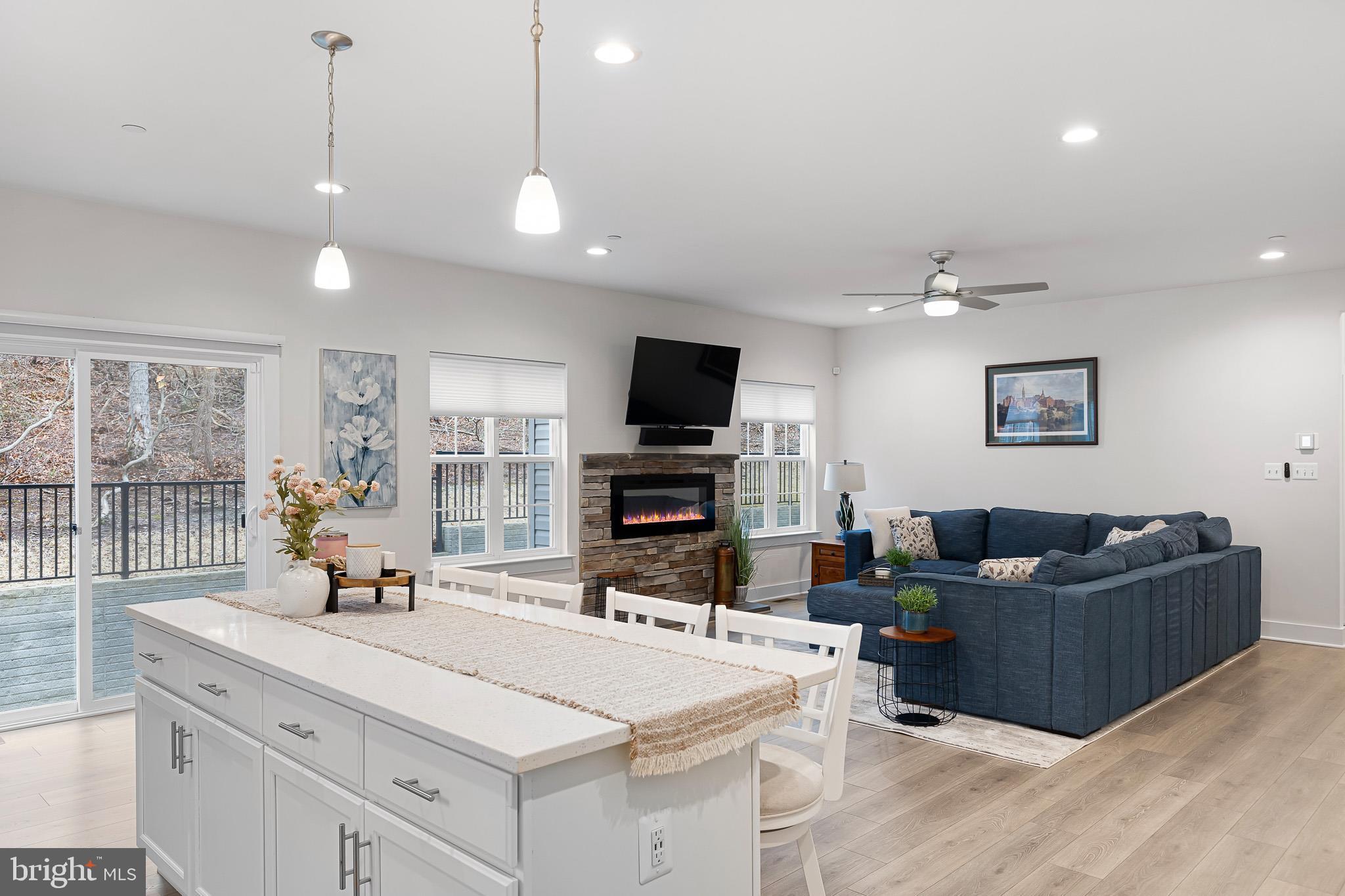 CHESAPEAKE CLUB - Residential