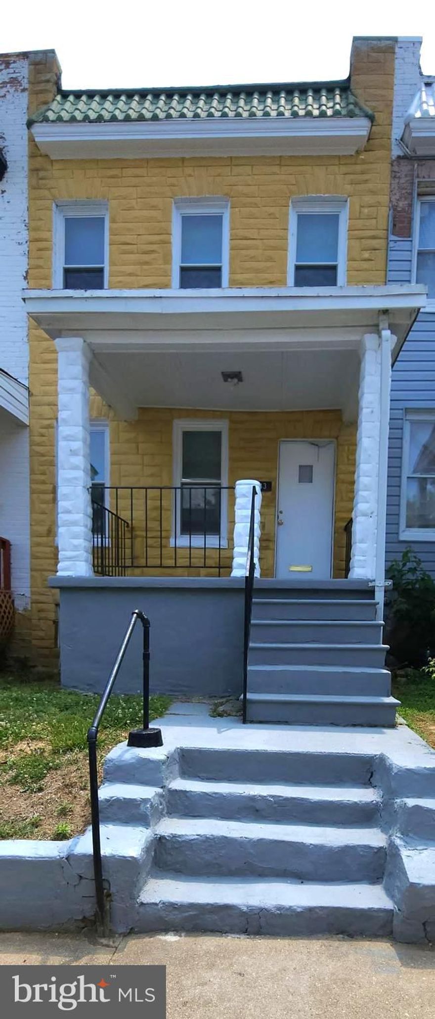 Welcome to this charming and meticulously renovated 2-bedroom home, which is an ideal rental option! With its flexible layout, the owner's bedroom offers the possibility of a den or even an additional bedroom. Adding to its appeal is a full basement, providing three levels of spacious living. Located in proximity to St. Agnes Hospital, I-95, shopping centers, and other convenient amenities, this residence ensures easy access to everything you need. Don't let this opportunity slip away; this exceptional home won't stay on the market for long!