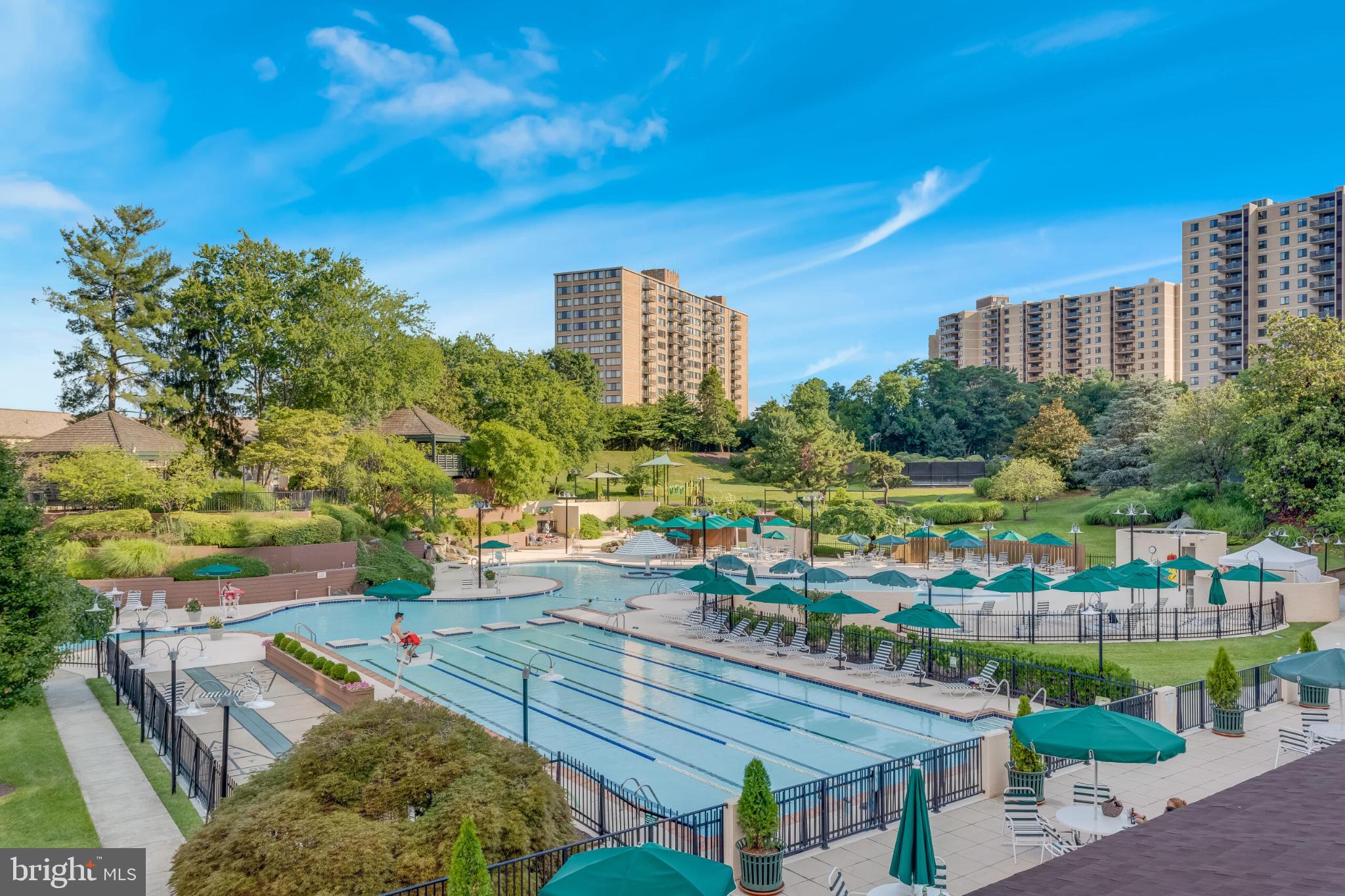 WATERGATE AT LANDMARK - Residential