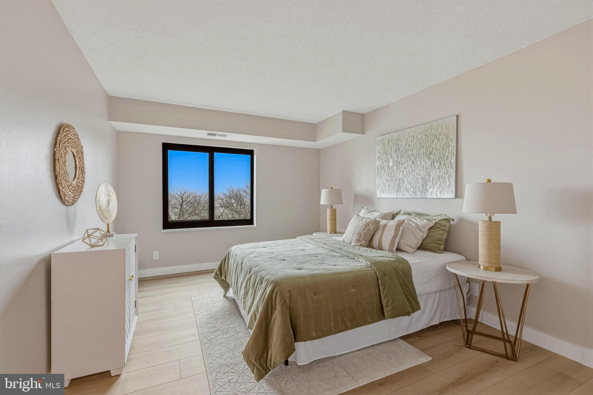 WATERGATE AT LANDMARK - Residential