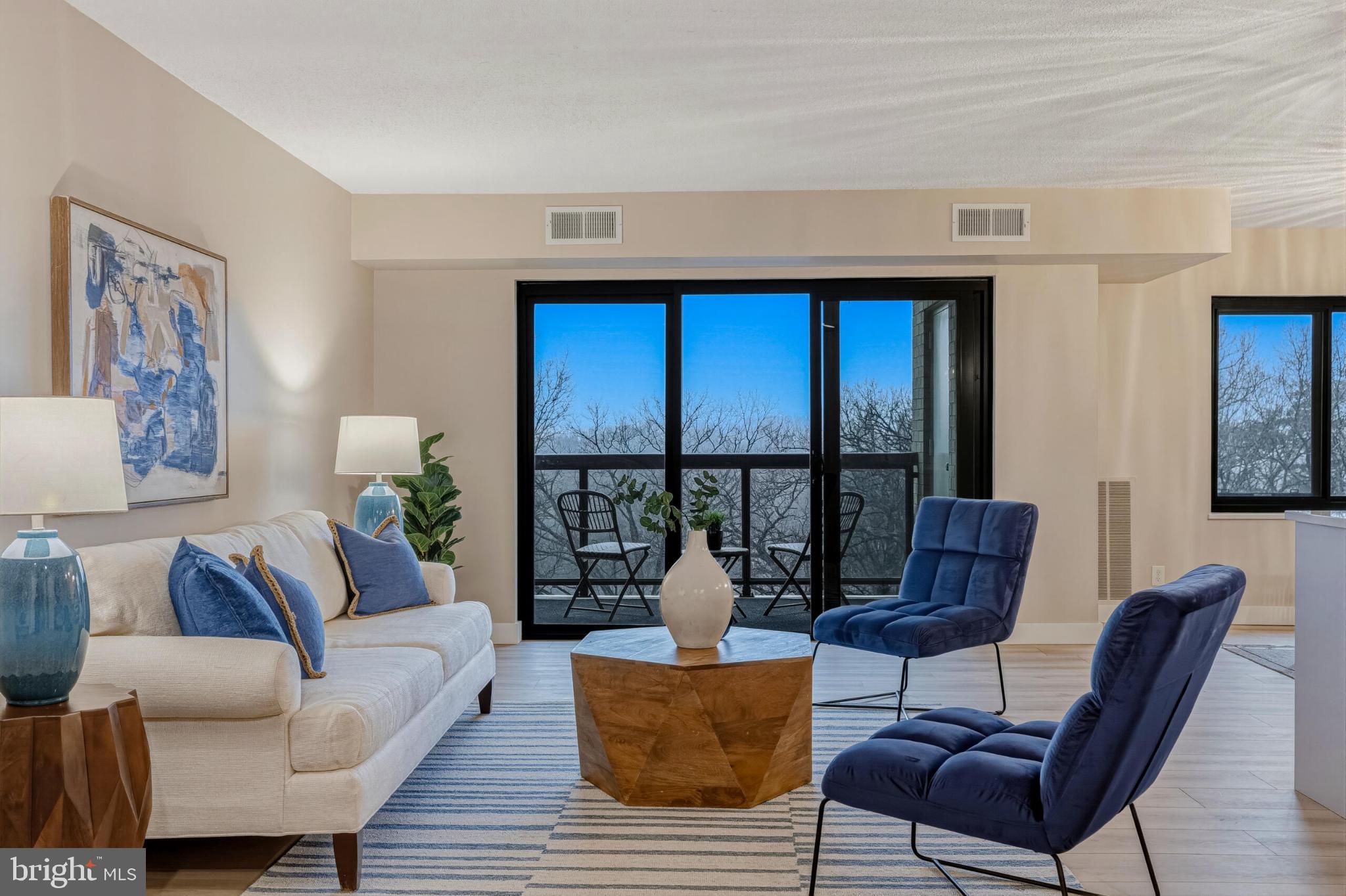 WATERGATE AT LANDMARK - Residential