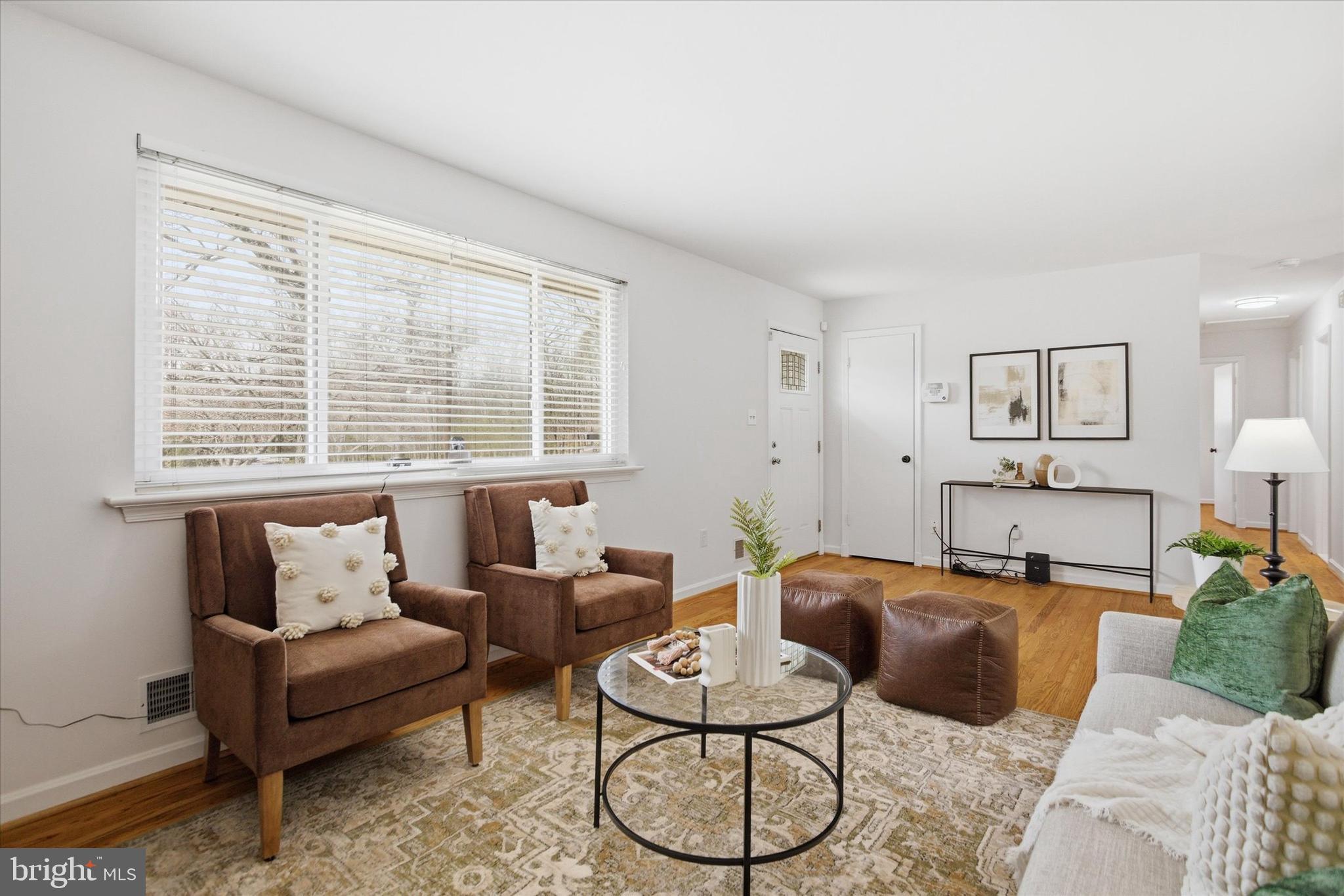 SUMMIT HALL - Residential