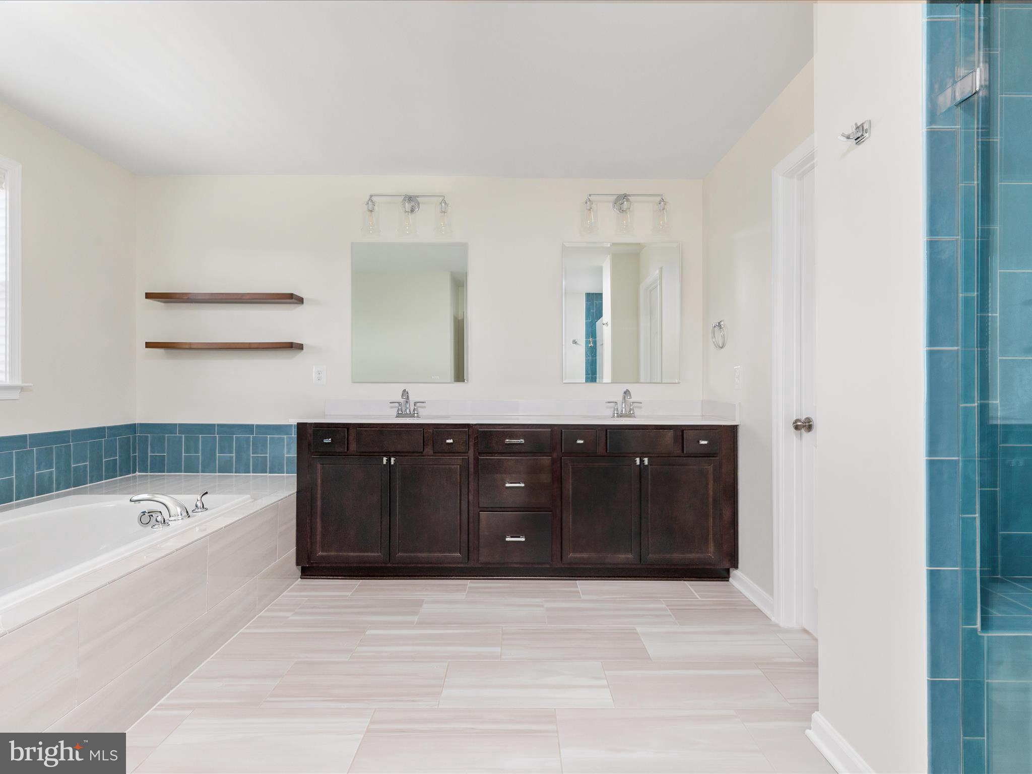 SNOWDEN BRIDGE - Residential