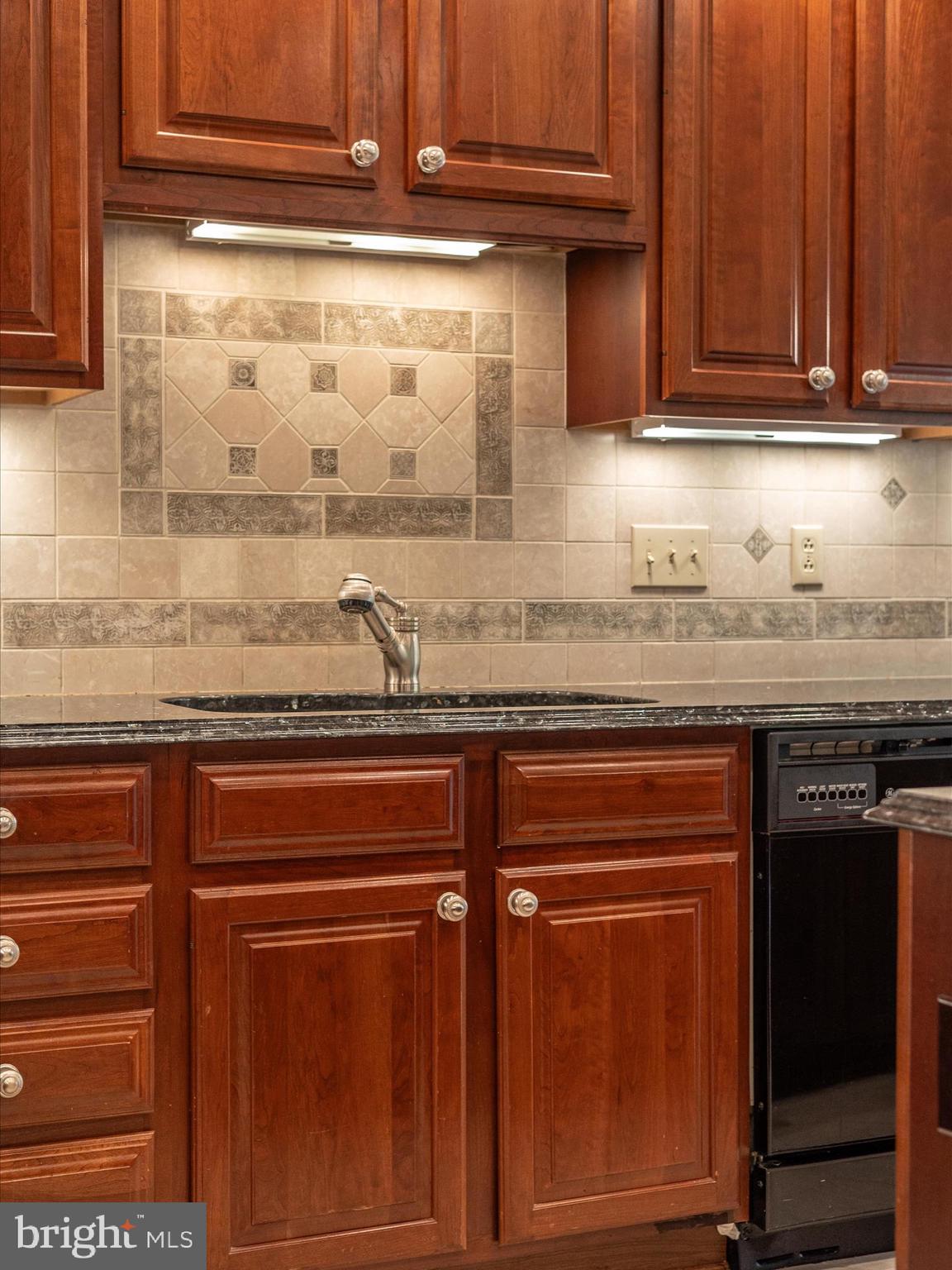 FOUNTAINHEAD MEADOWS - Residential