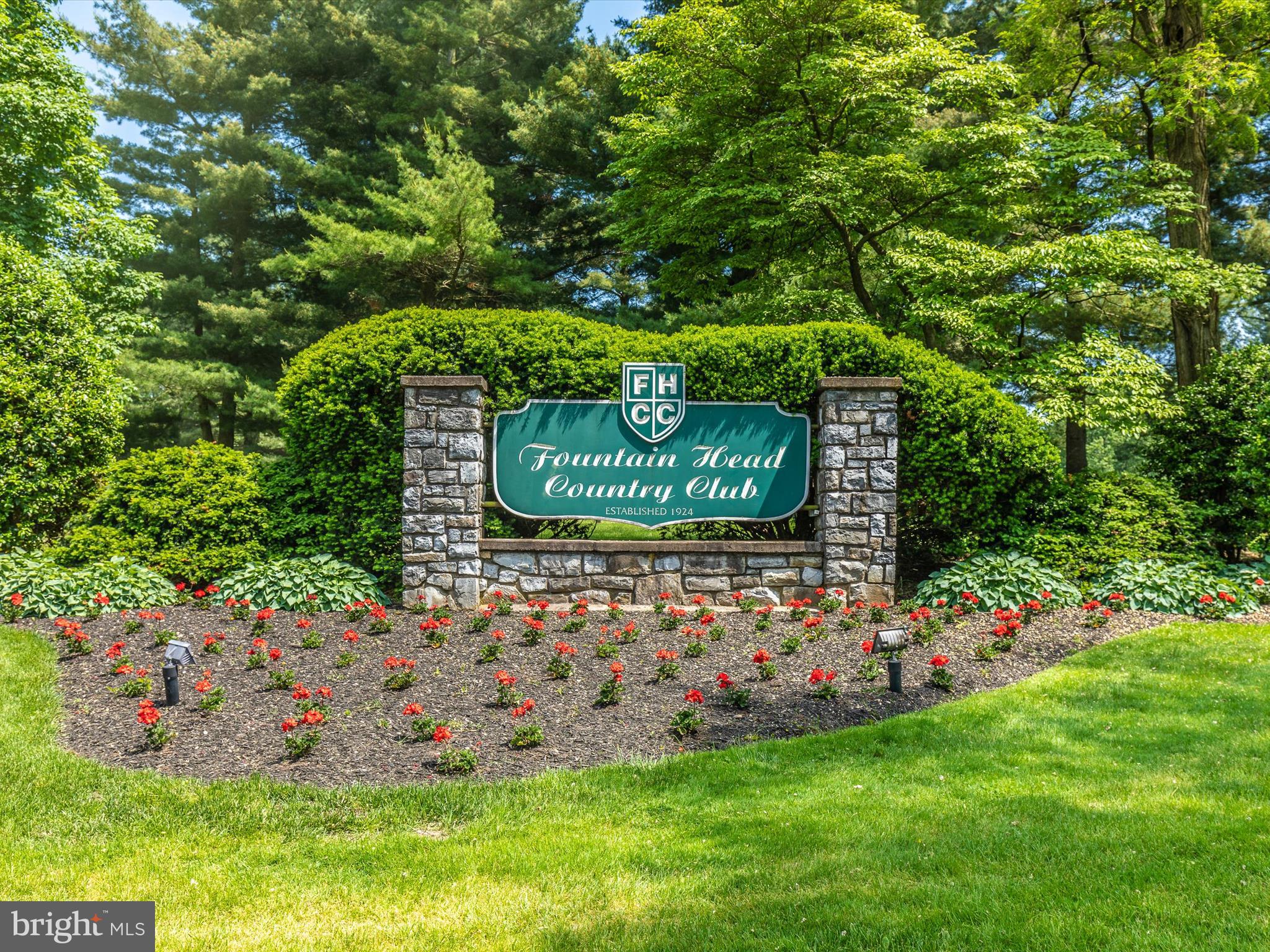 FOUNTAINHEAD MEADOWS - Residential