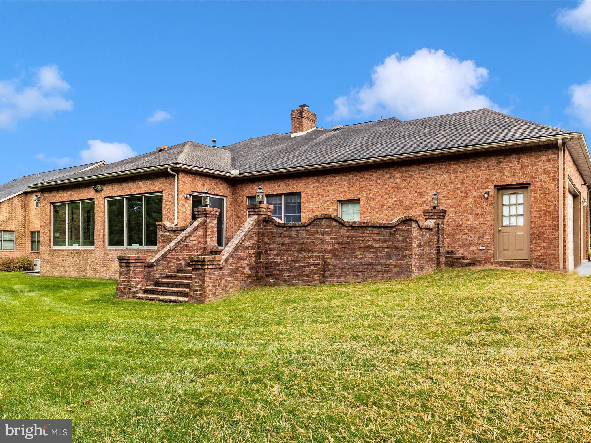 FOUNTAINHEAD MEADOWS - Residential