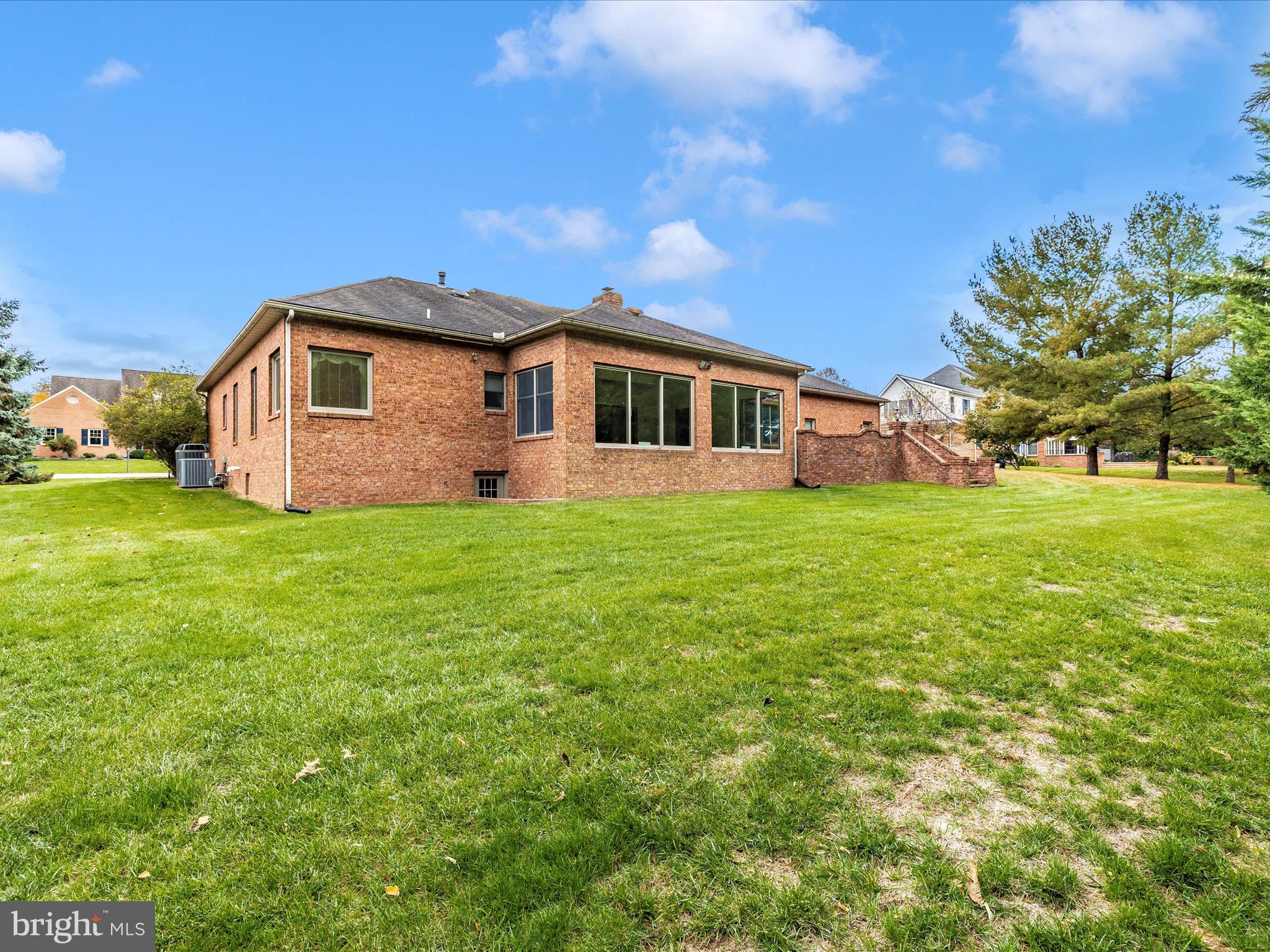 FOUNTAINHEAD MEADOWS - Residential