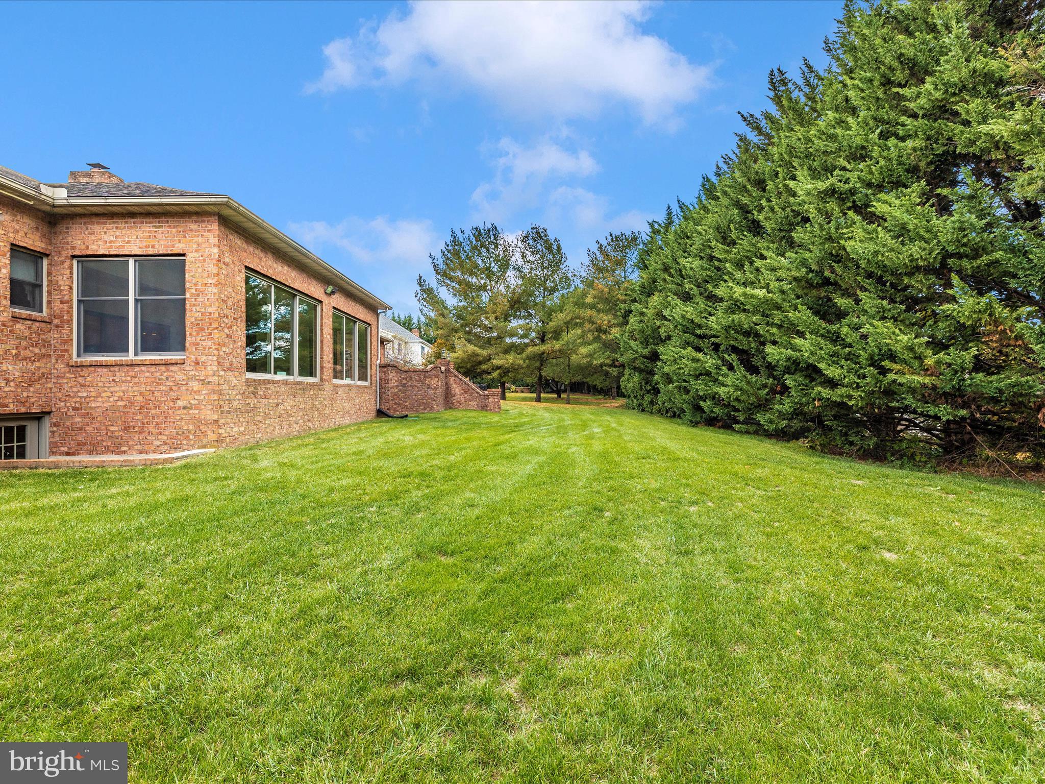 FOUNTAINHEAD MEADOWS - Residential