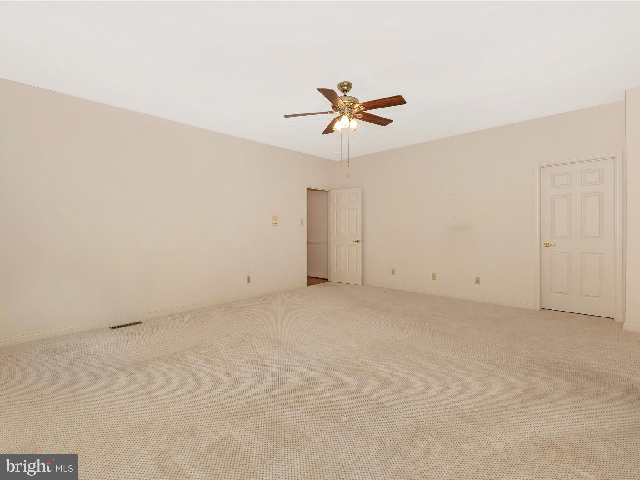 FOUNTAINHEAD MEADOWS - Residential