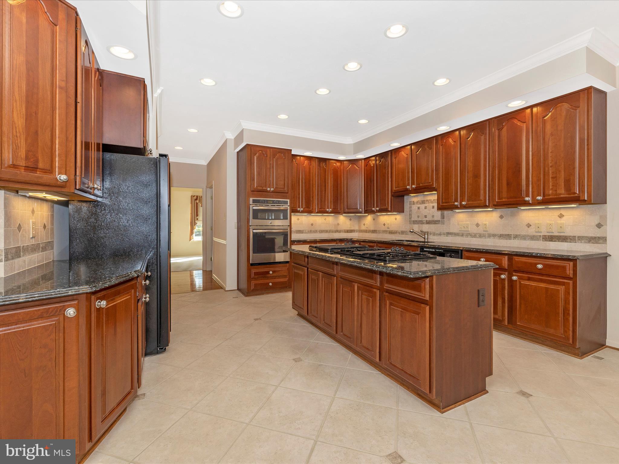 FOUNTAINHEAD MEADOWS - Residential