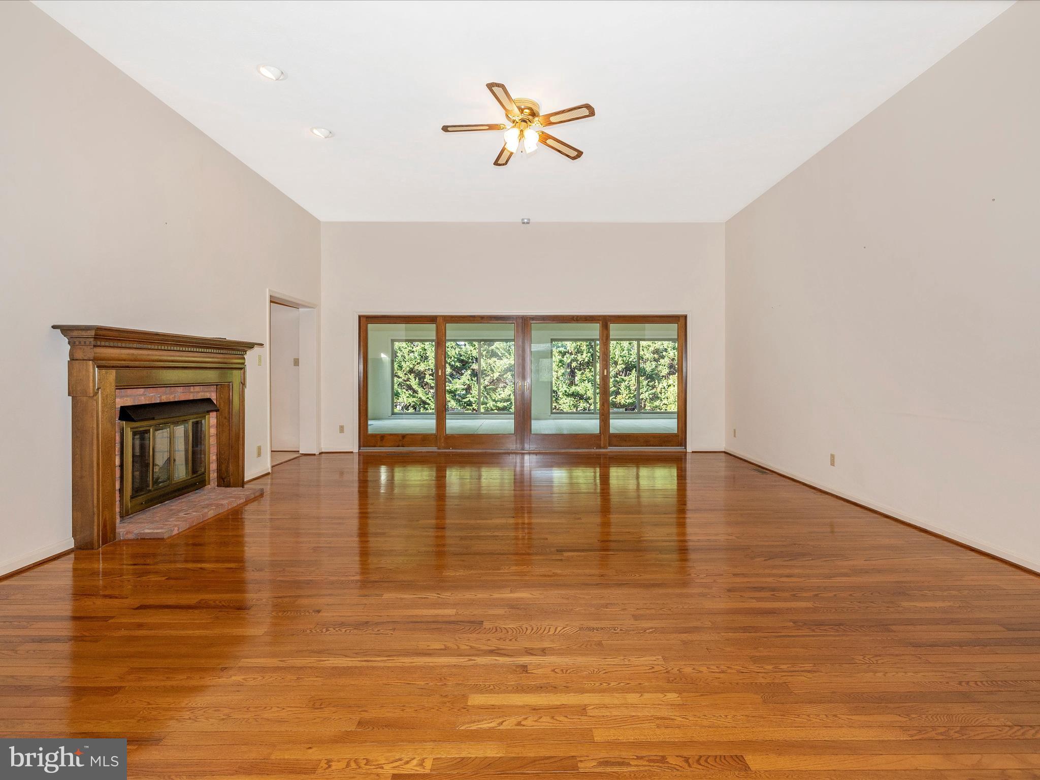 FOUNTAINHEAD MEADOWS - Residential