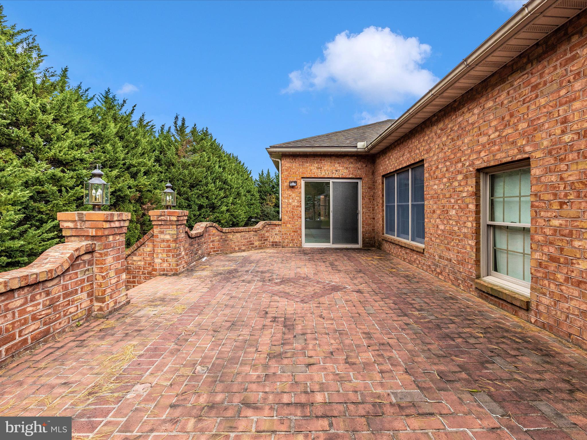 FOUNTAINHEAD MEADOWS - Residential