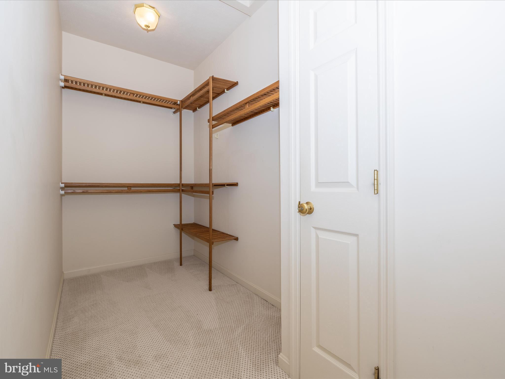 FOUNTAINHEAD MEADOWS - Residential