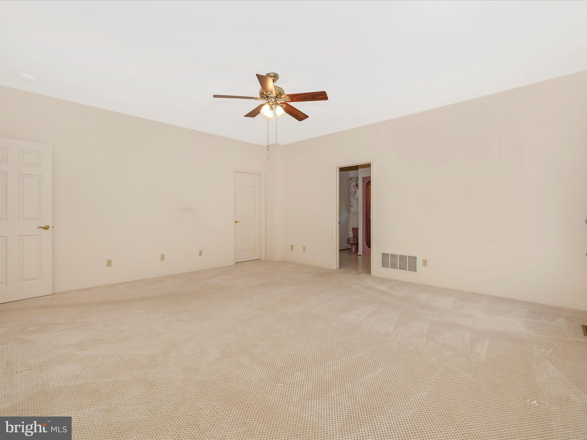 FOUNTAINHEAD MEADOWS - Residential