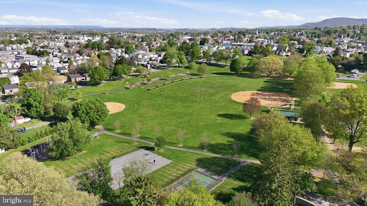 WAYNESBORO - Residential