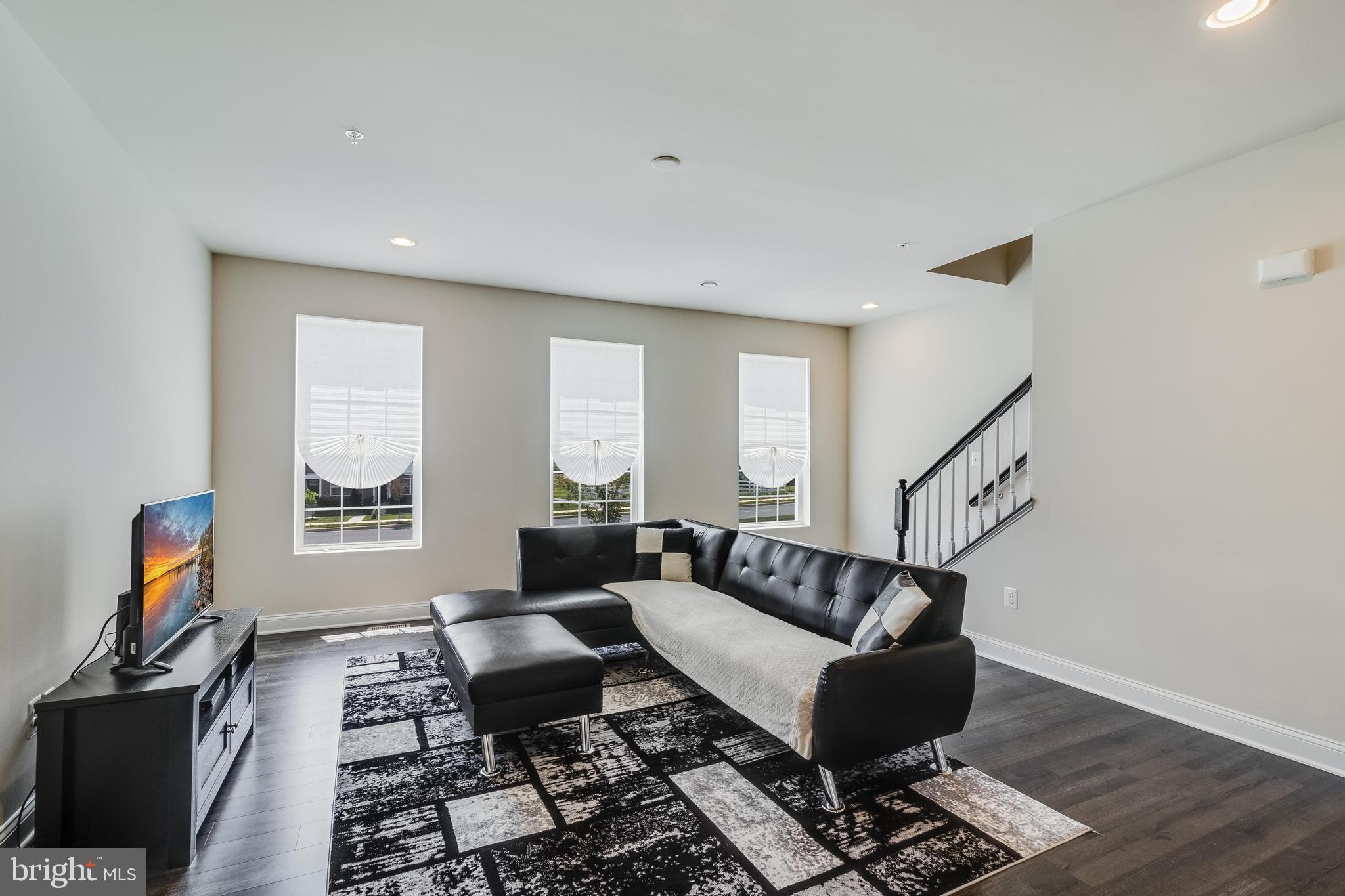 STONEHAVEN - Residential