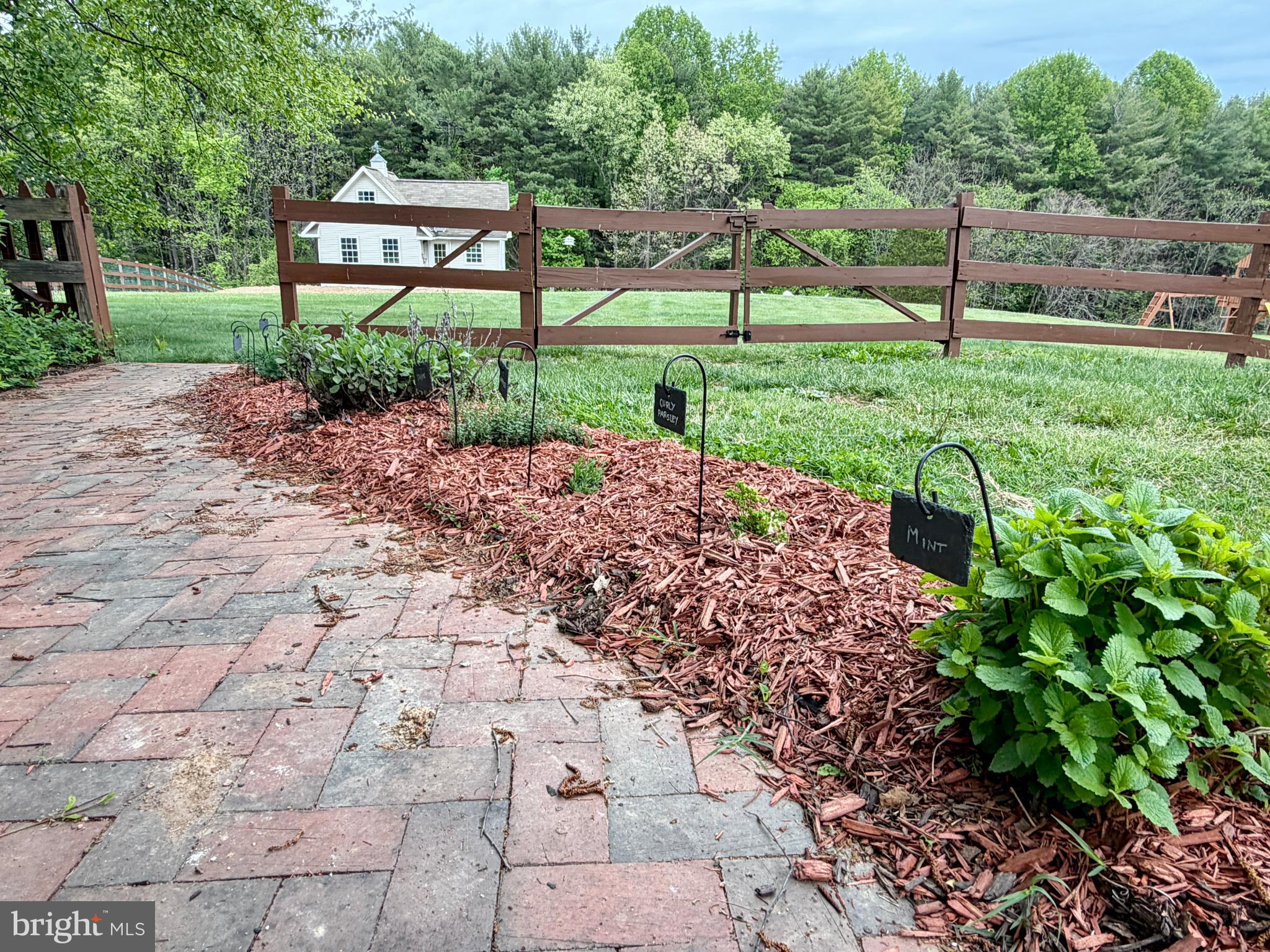 BRANCH HILL - Residential