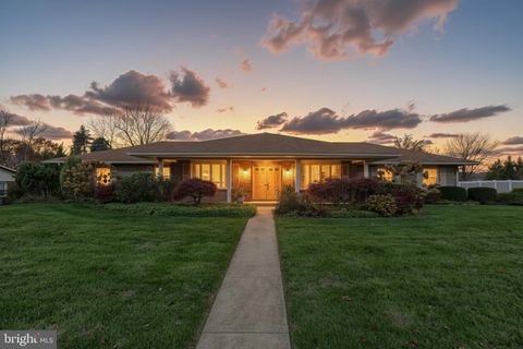 3415 BLACKFRIAR LANE YORK PA 17402