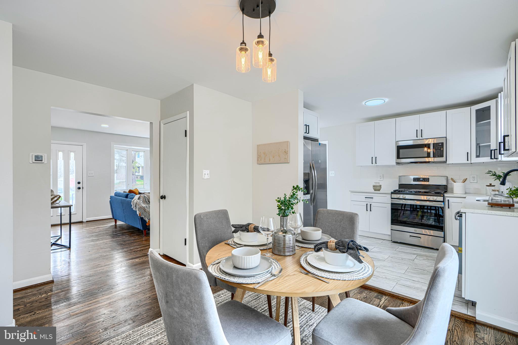 COUNTY SIDE - Residential