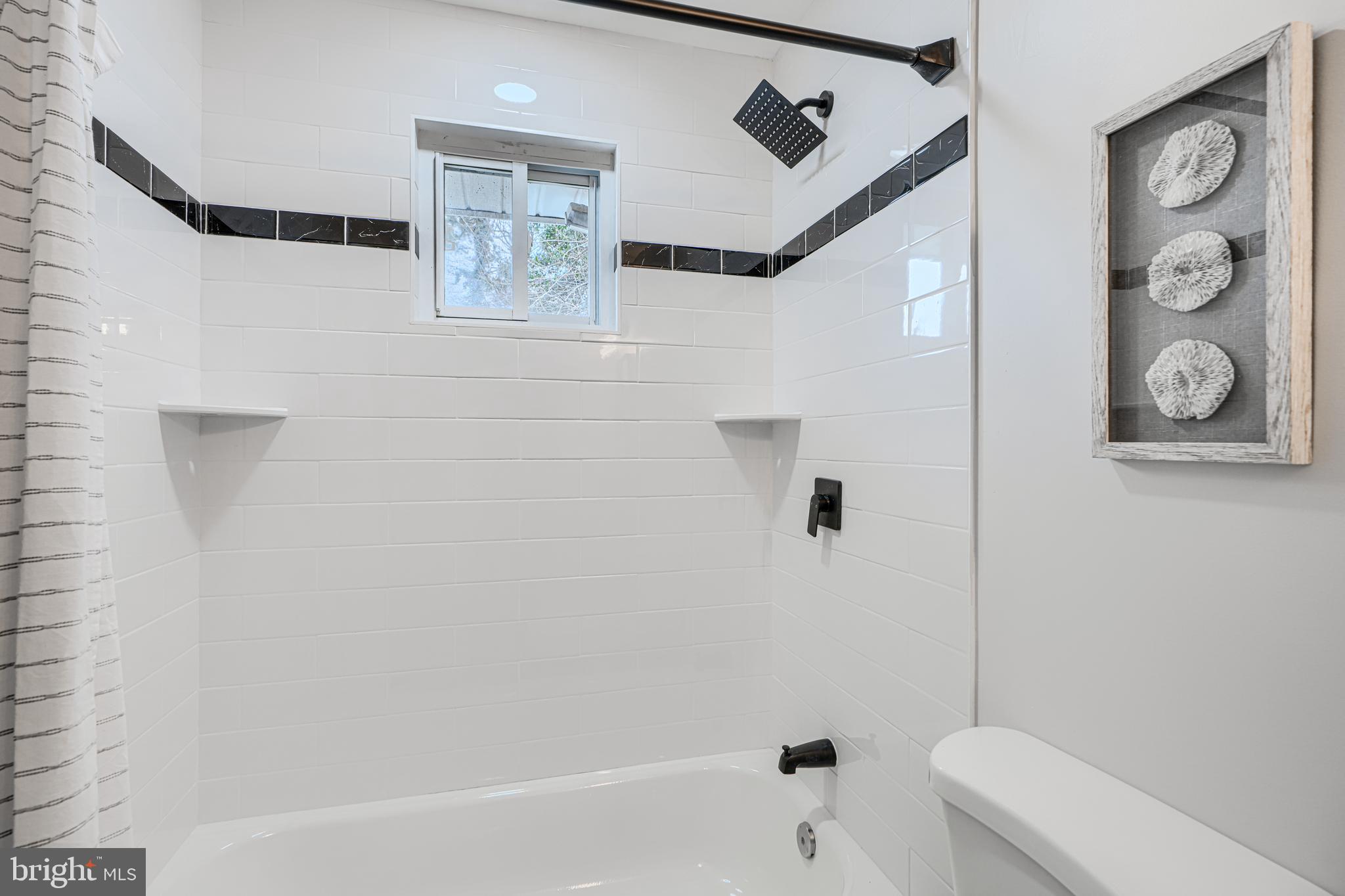 COUNTY SIDE - Residential