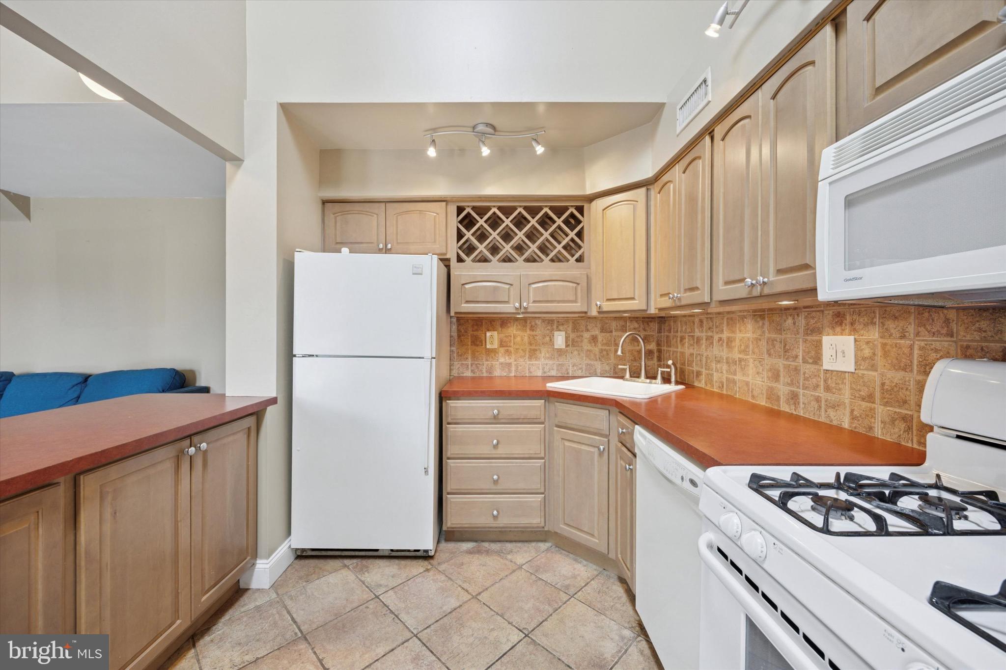 RIVERS BEND III - Residential