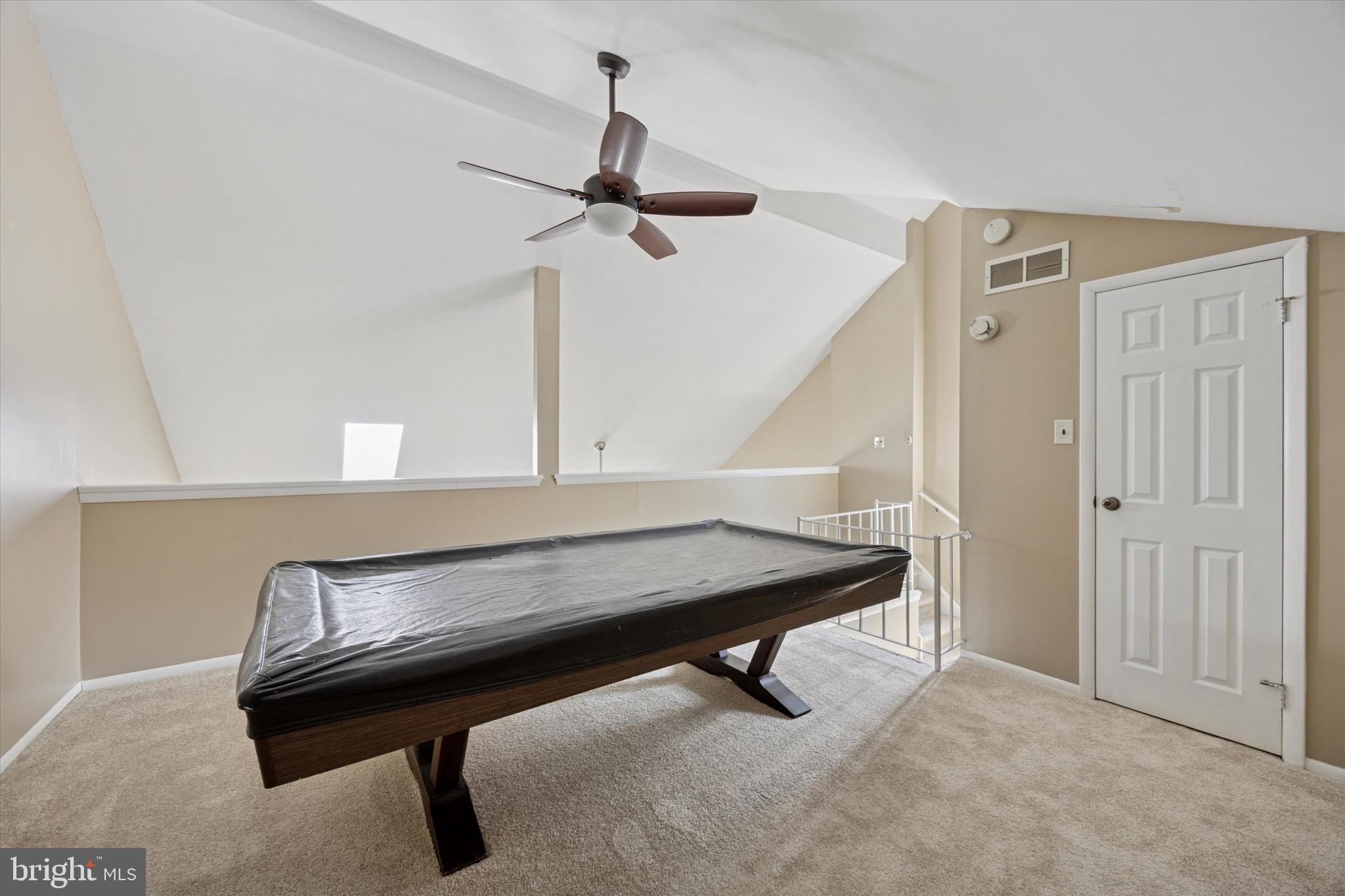 RIVERS BEND III - Residential