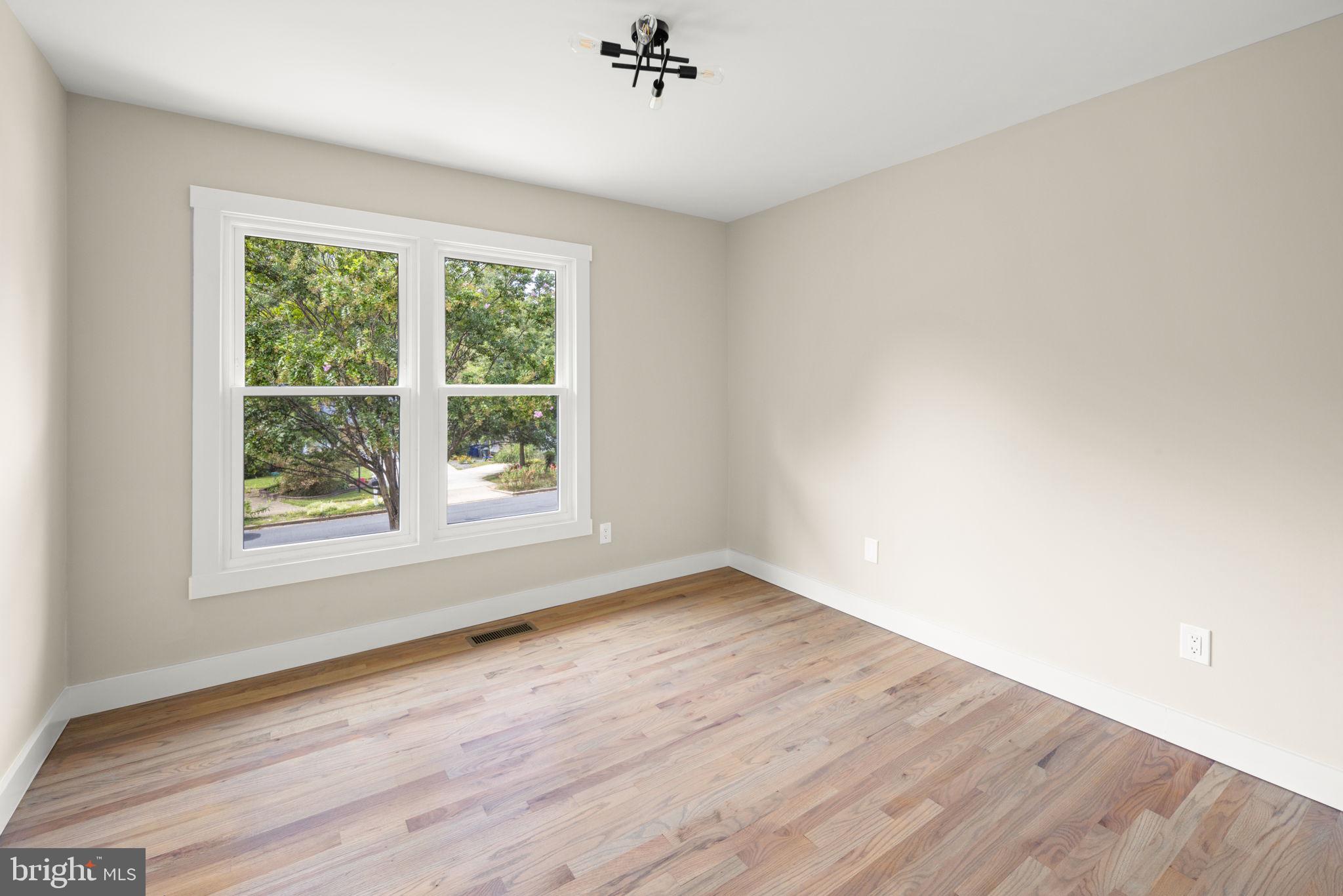 MARLBOROUGH - Residential