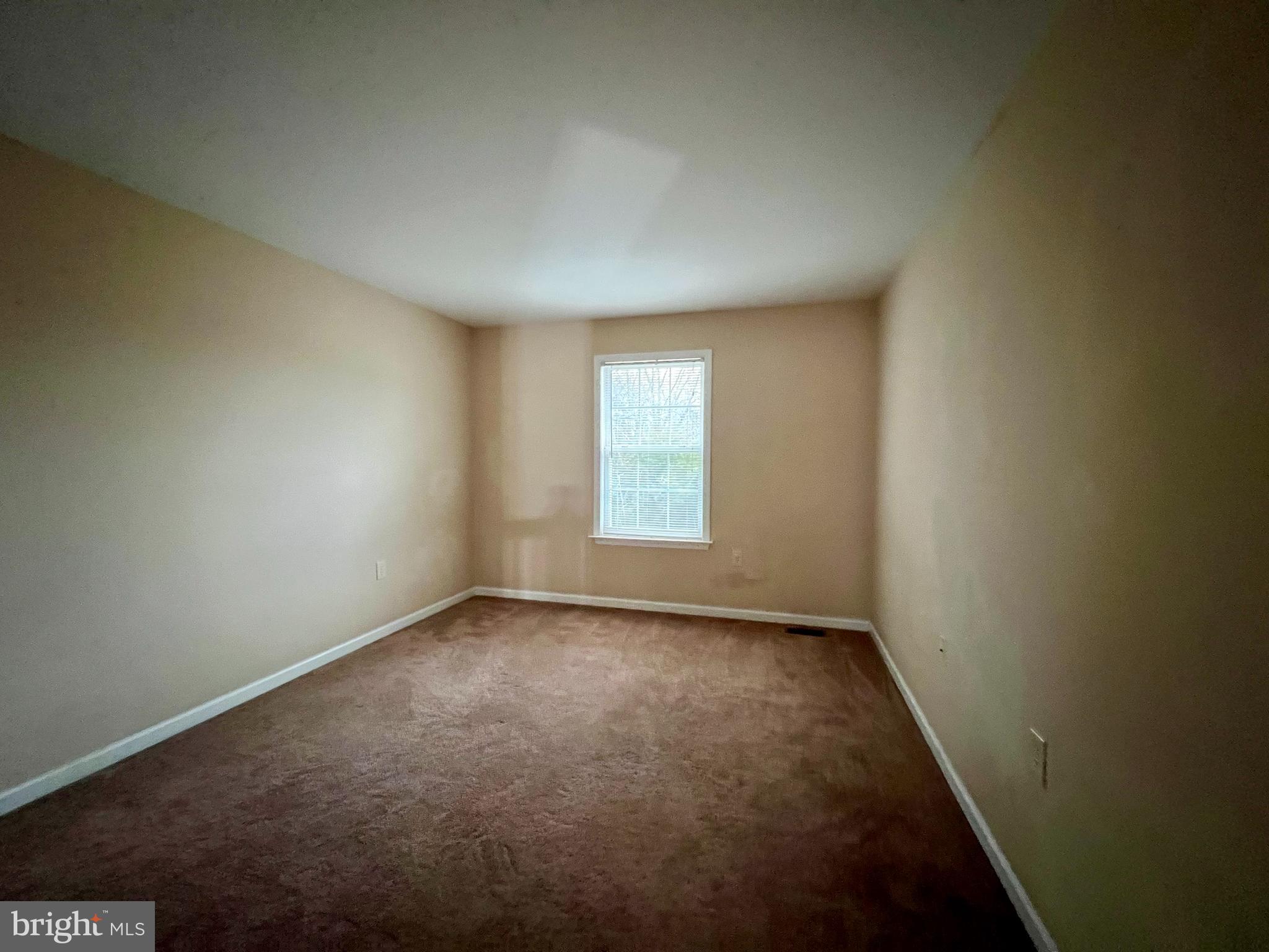 LOCUST HILL - Residential Lease