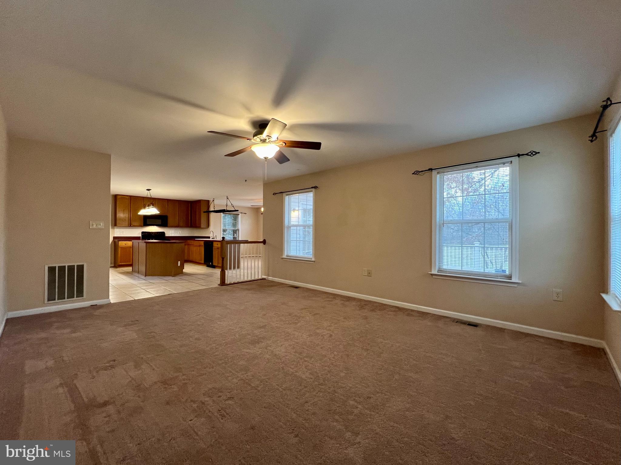 LOCUST HILL - Residential Lease